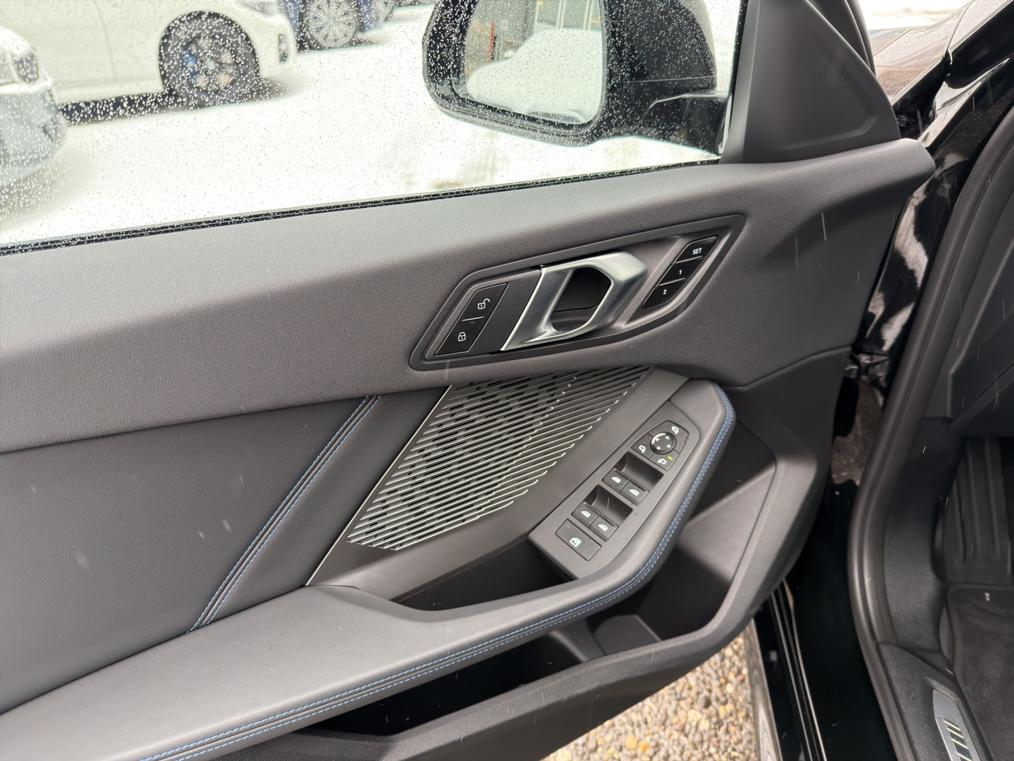 listing desktop thumbnail image 20