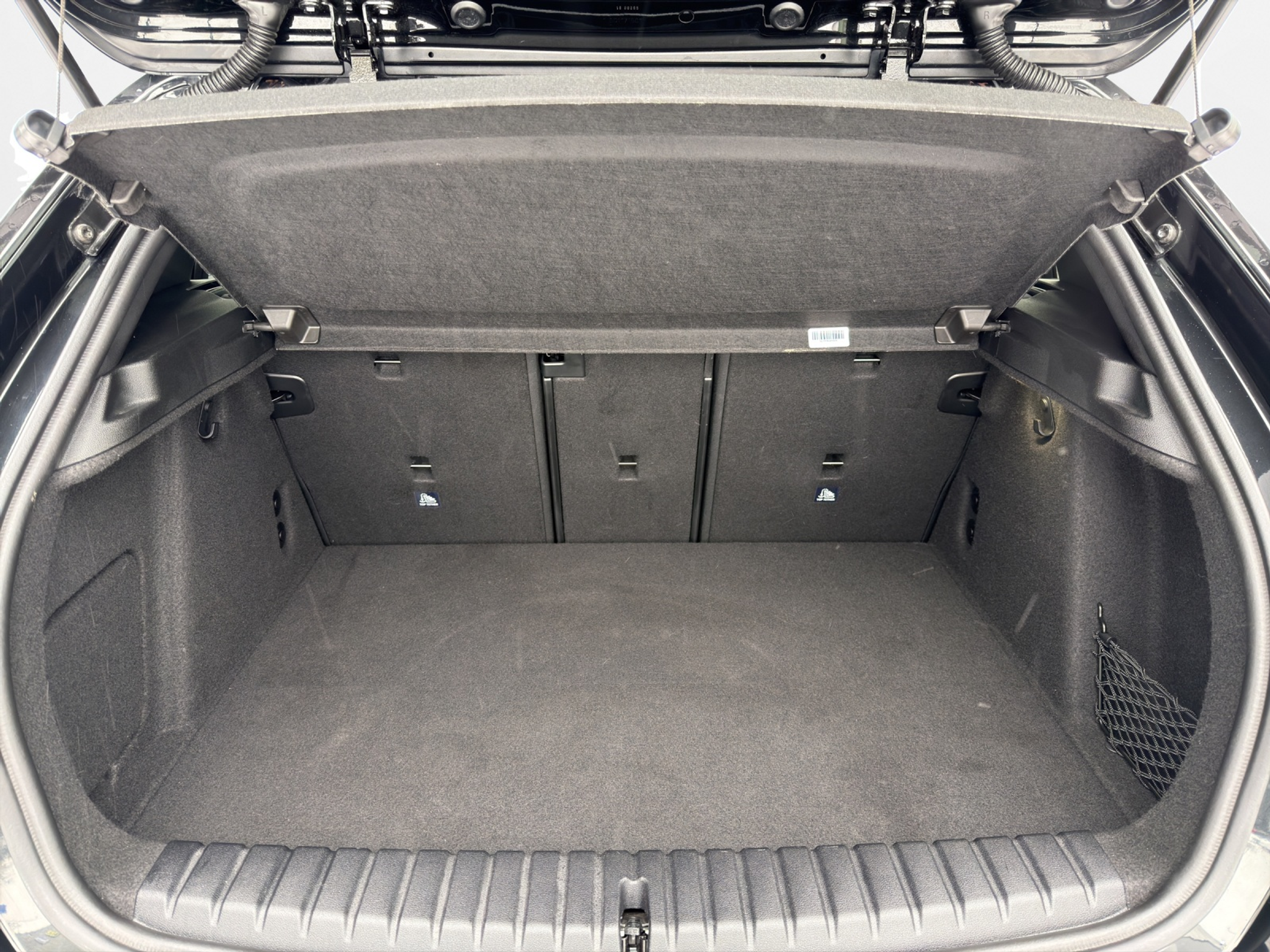 listing desktop thumbnail image 8