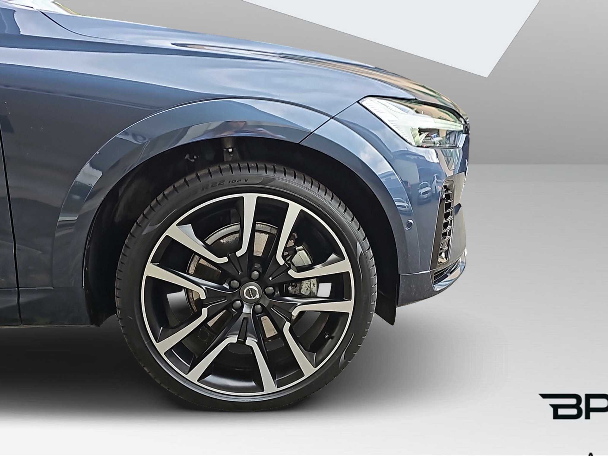 listing desktop thumbnail image 9