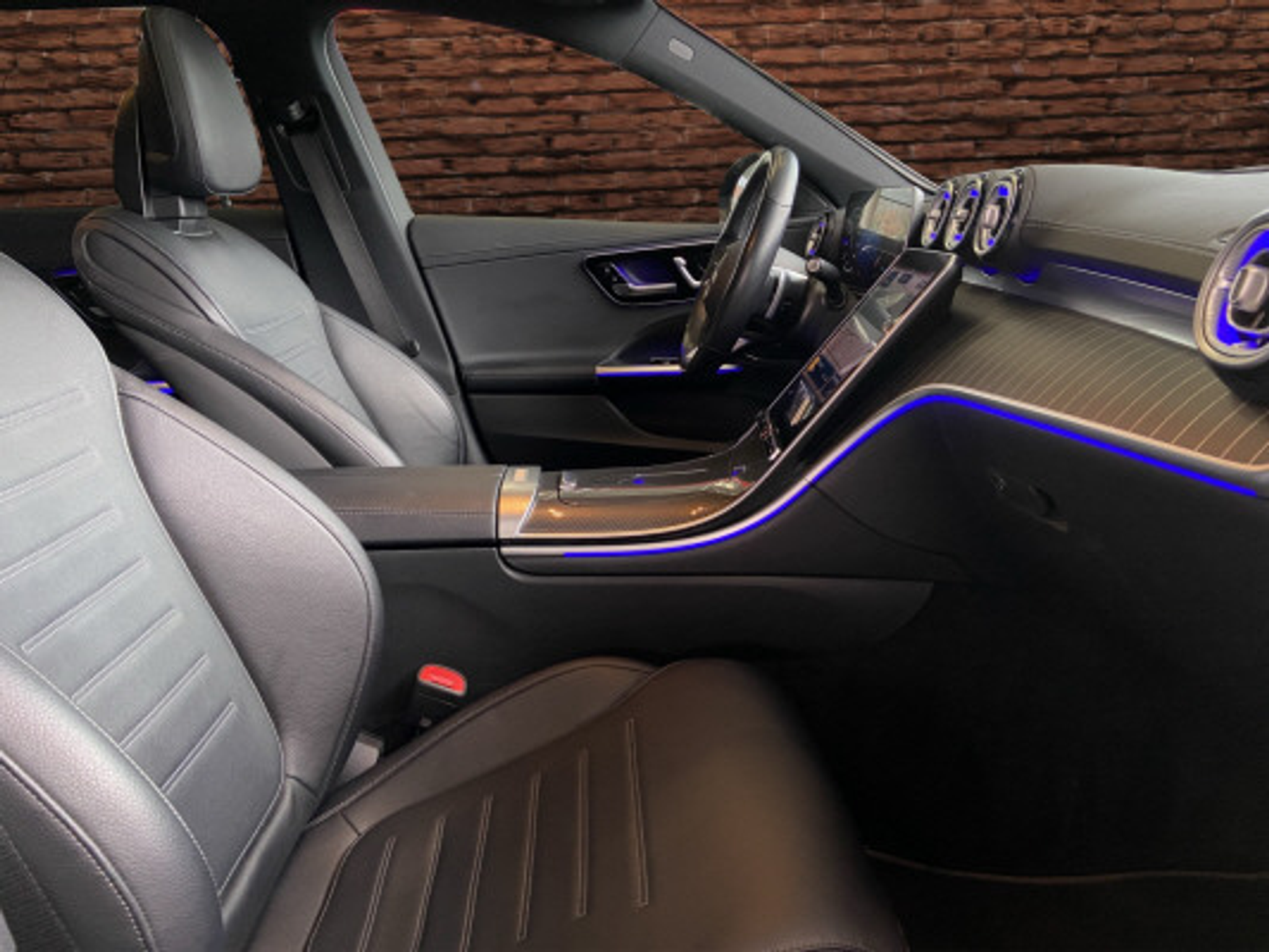 listing desktop thumbnail image 12