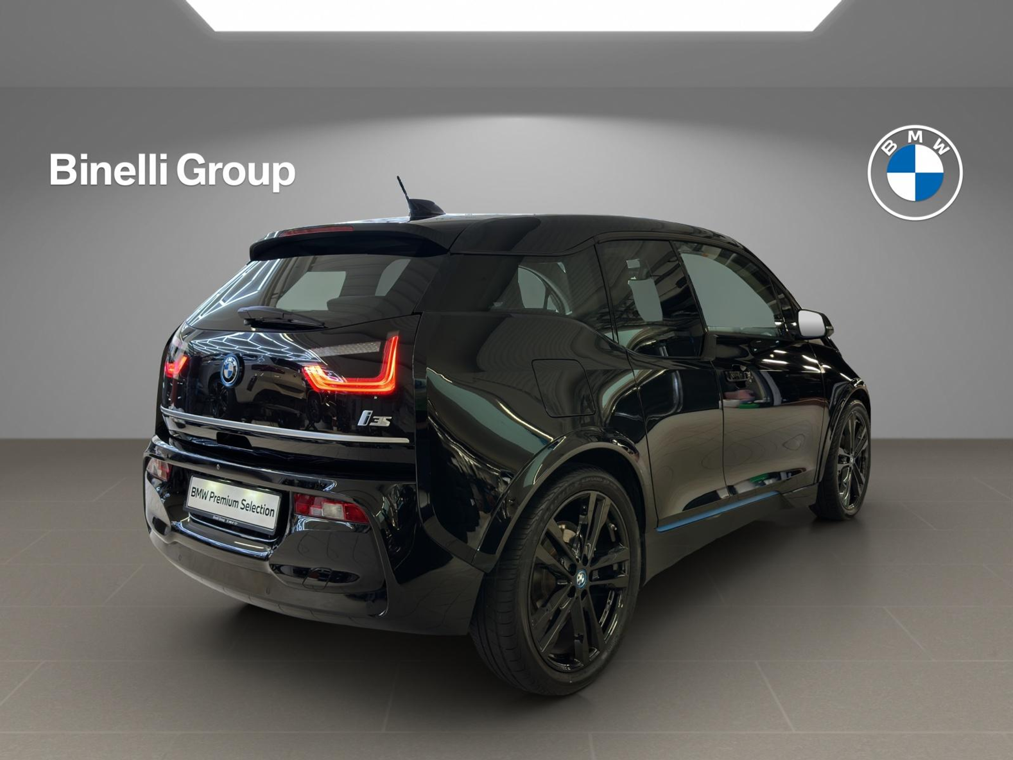 listing desktop thumbnail image 4