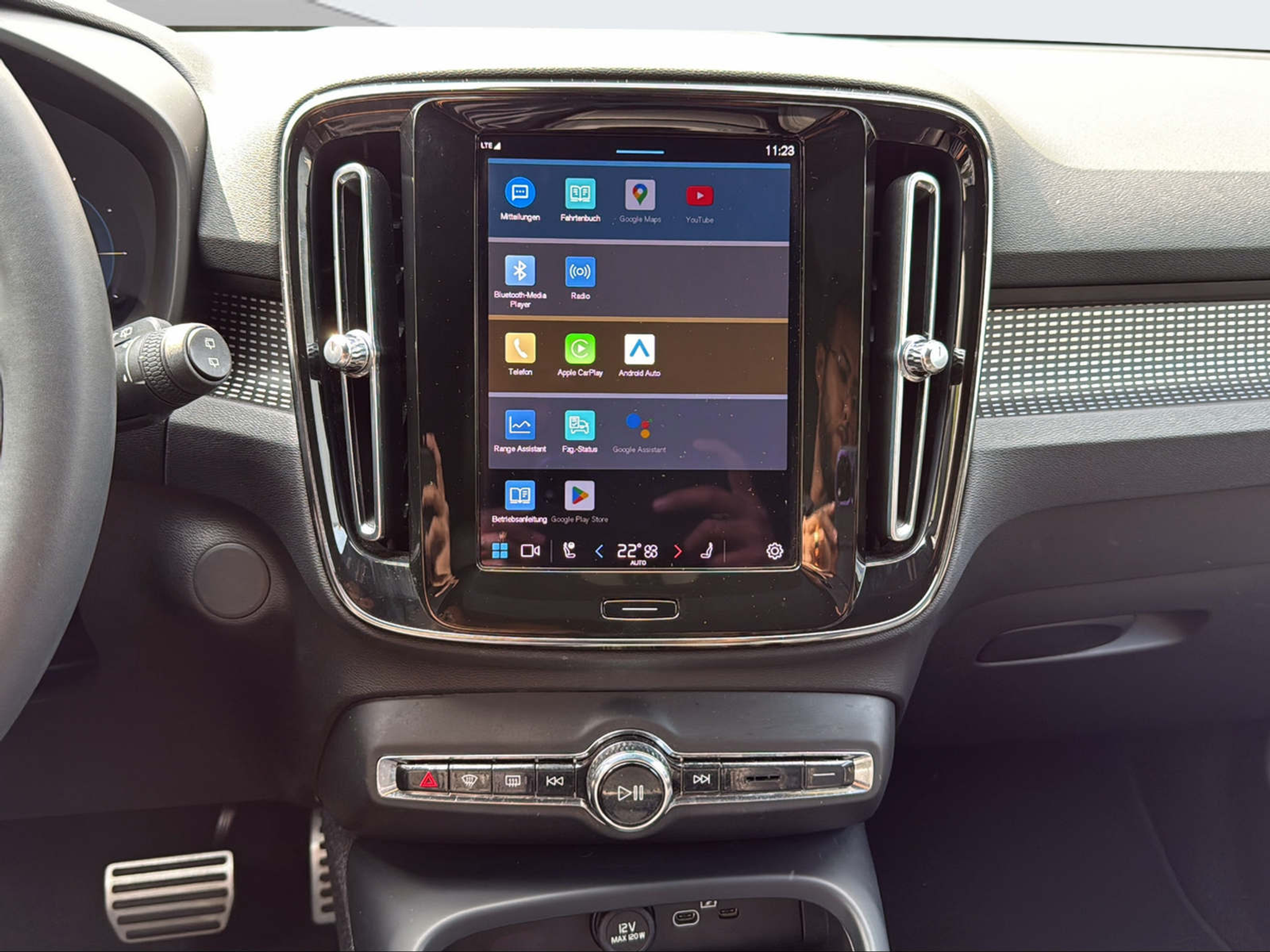 listing desktop thumbnail image 11