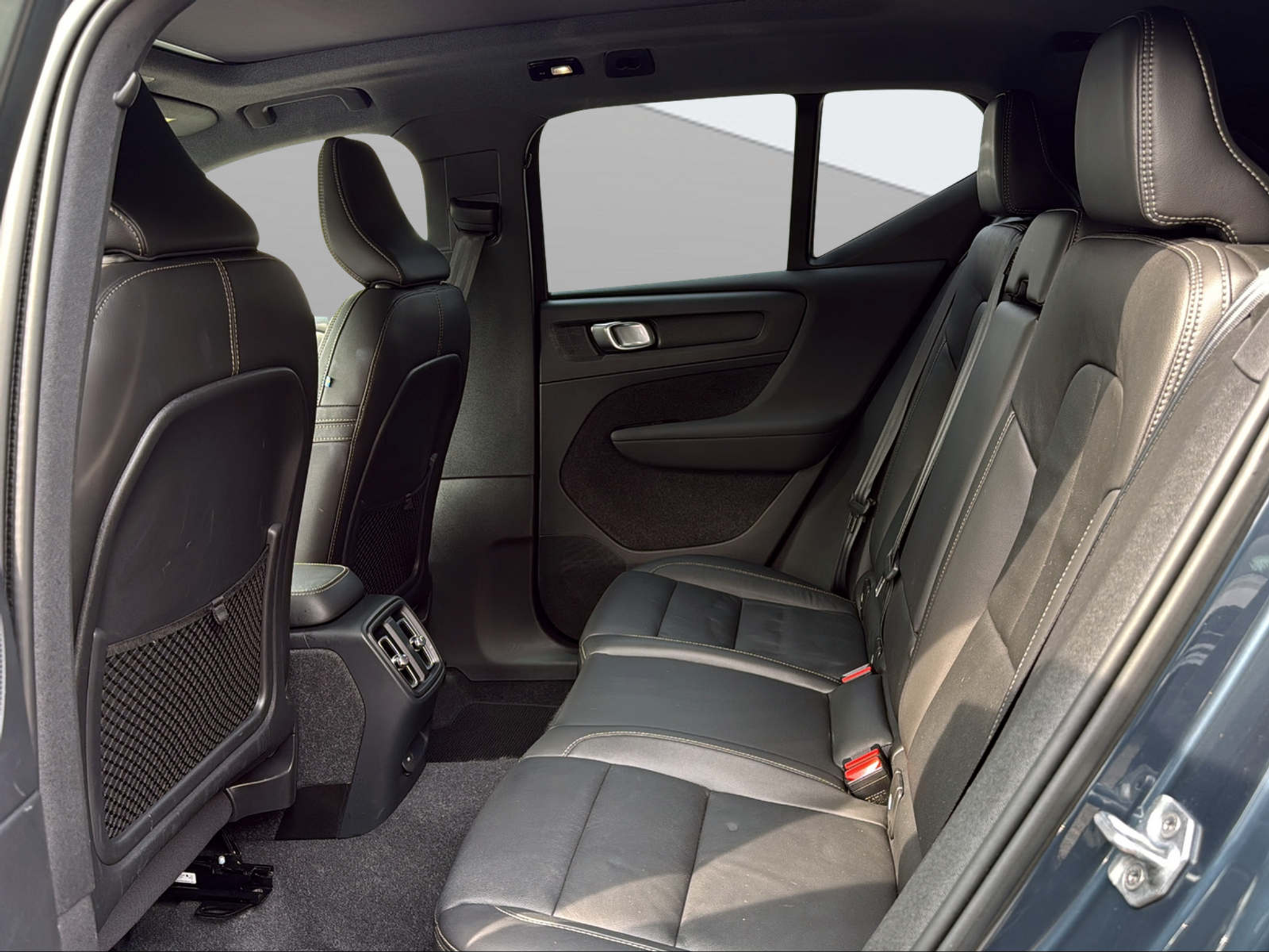 listing desktop thumbnail image 13