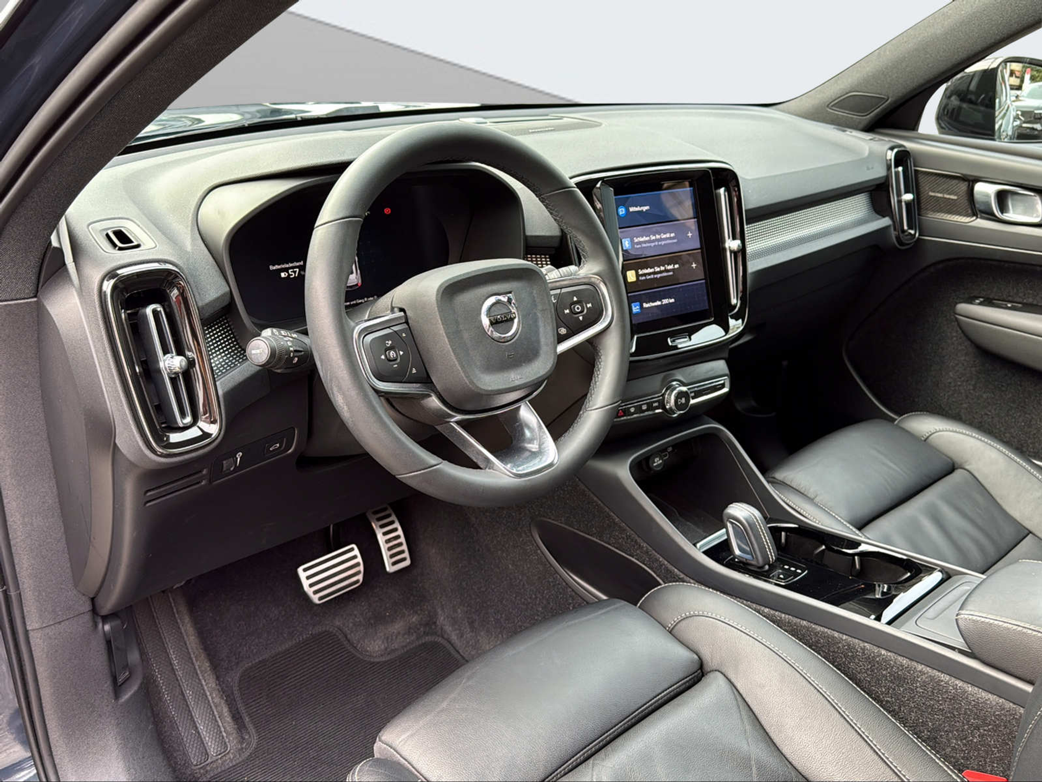 listing desktop thumbnail image 14