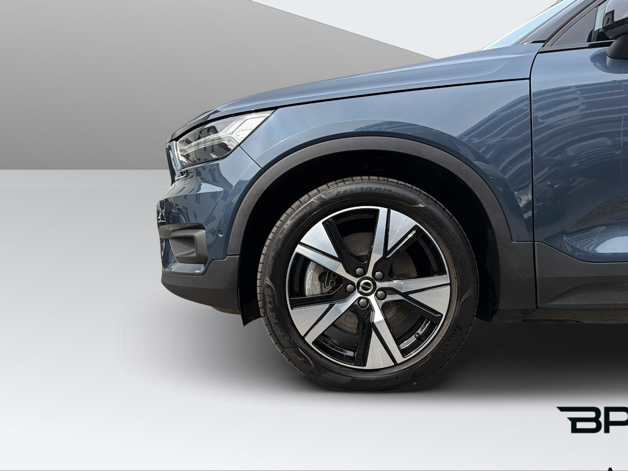 listing desktop thumbnail image 10