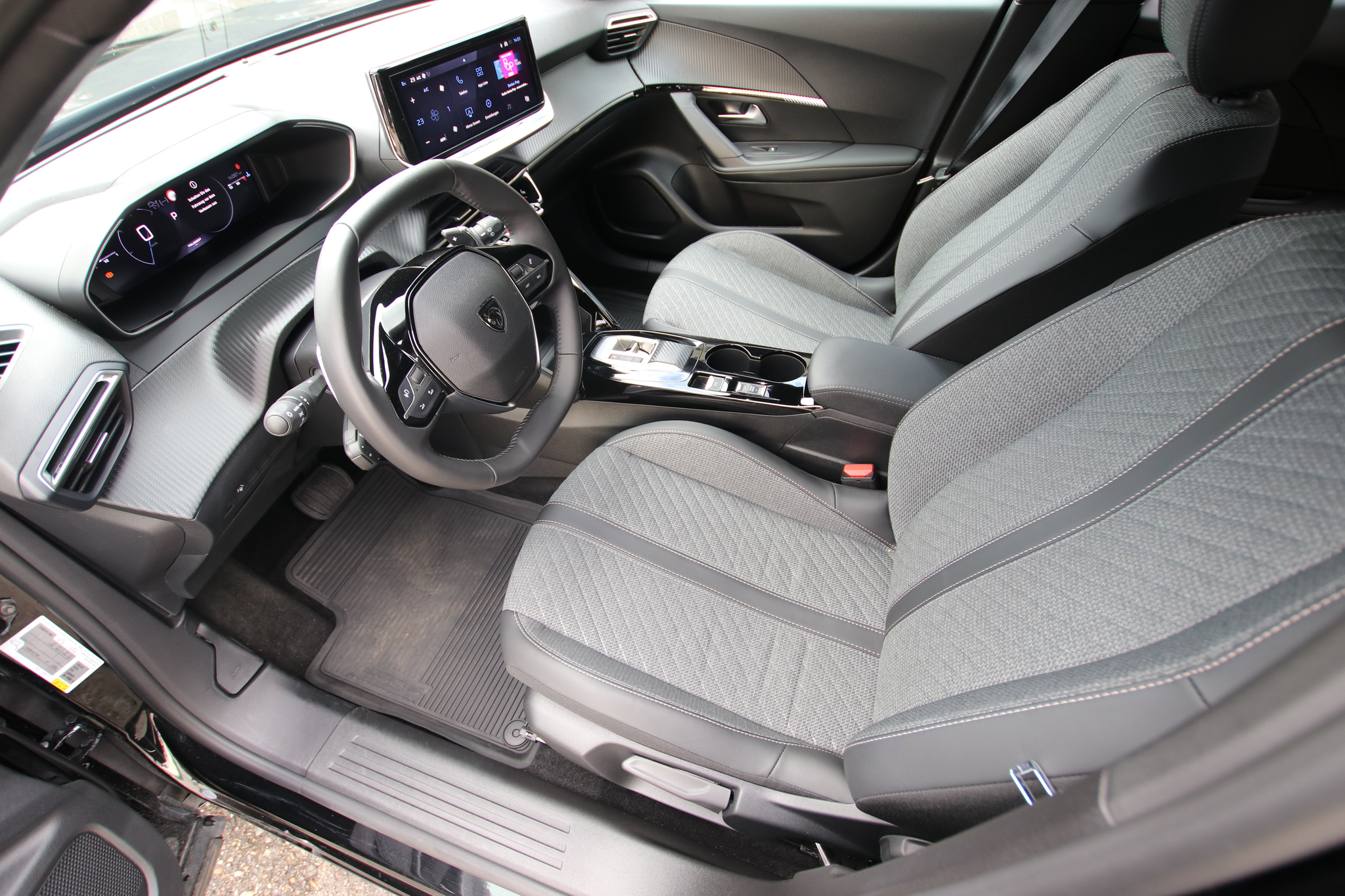 listing desktop thumbnail image 12