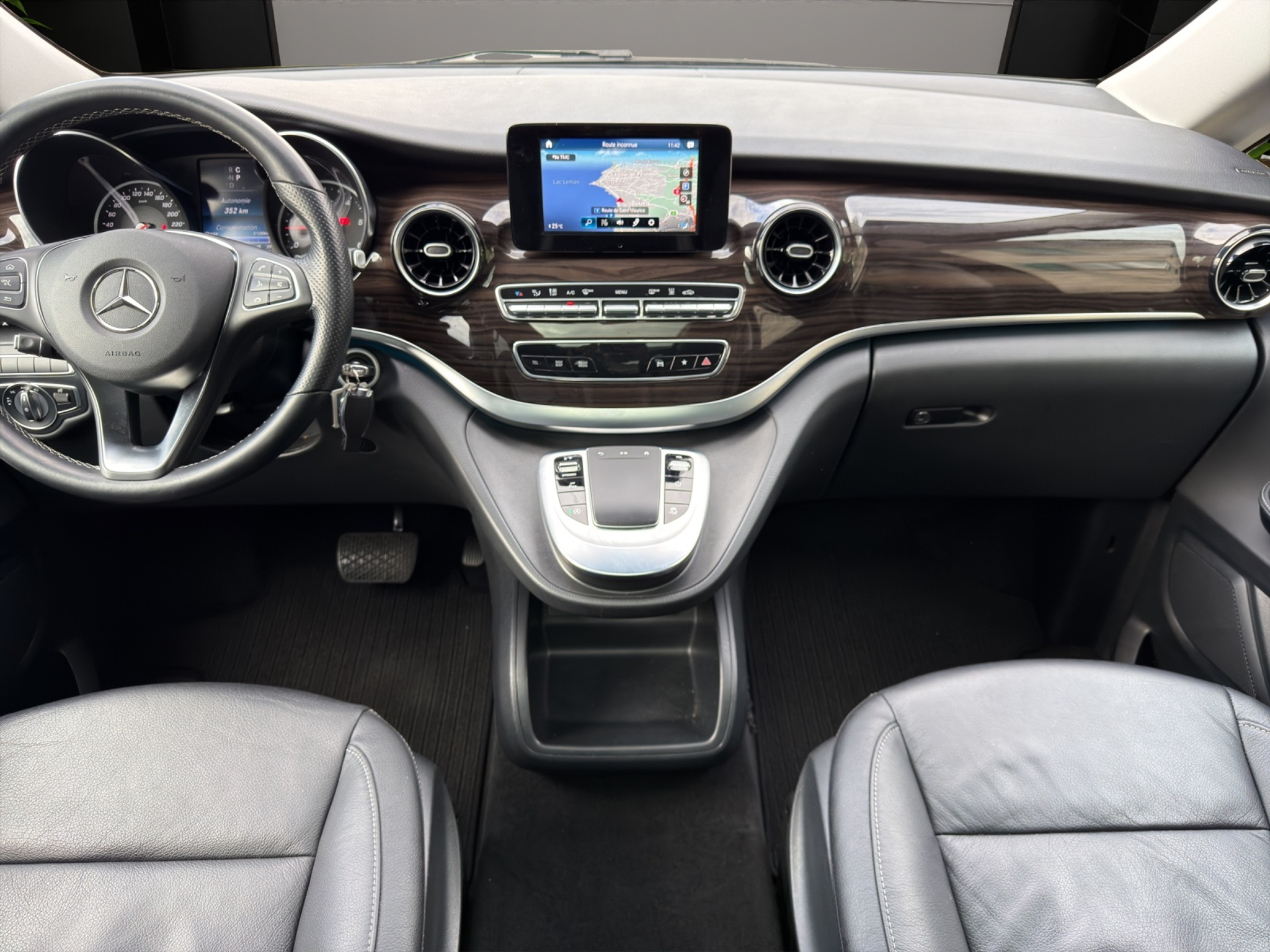 listing desktop thumbnail image 7