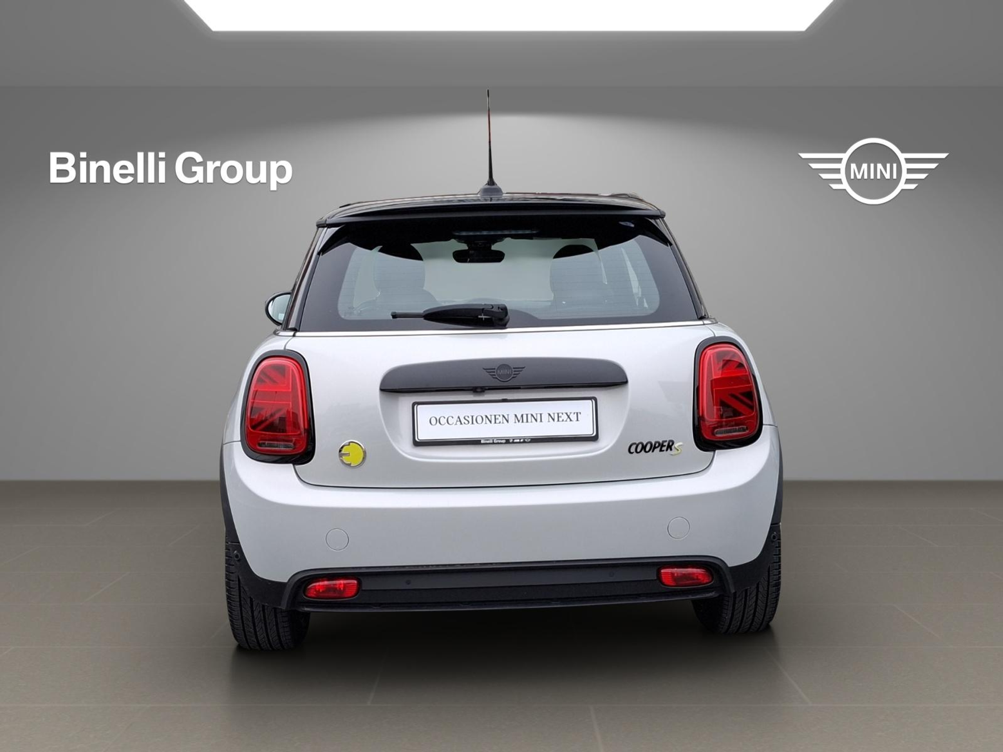 listing desktop thumbnail image 13