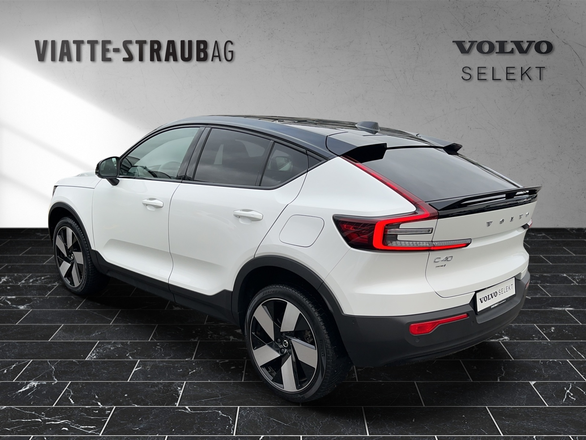 listing desktop thumbnail image 2