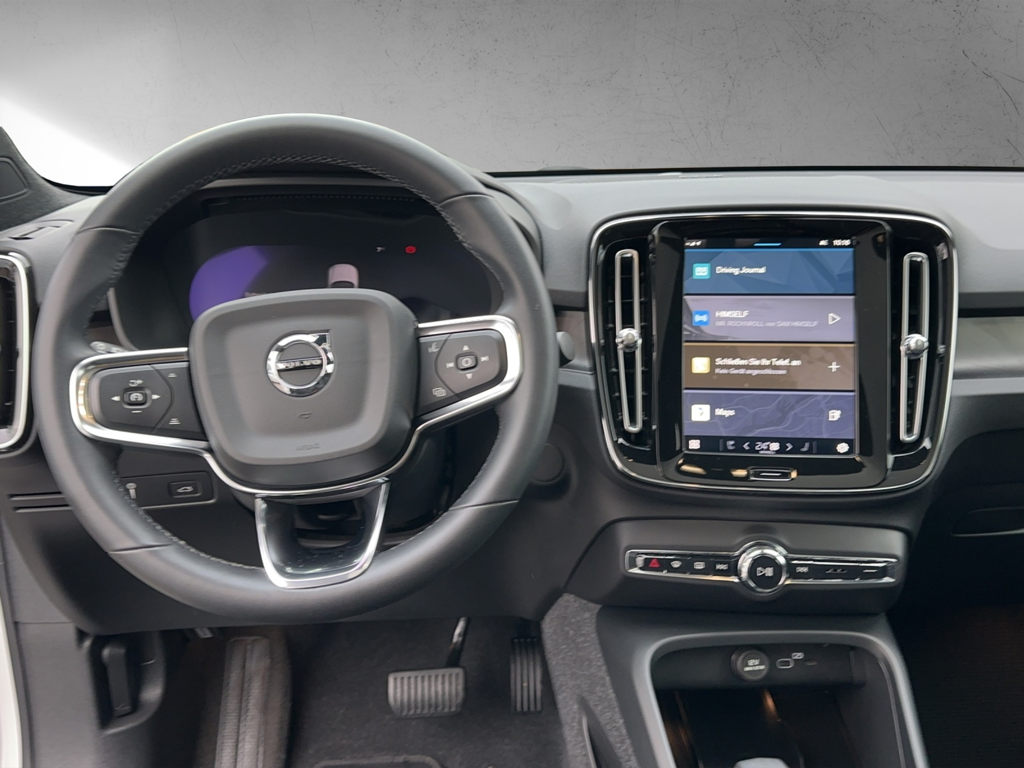 listing desktop thumbnail image 11