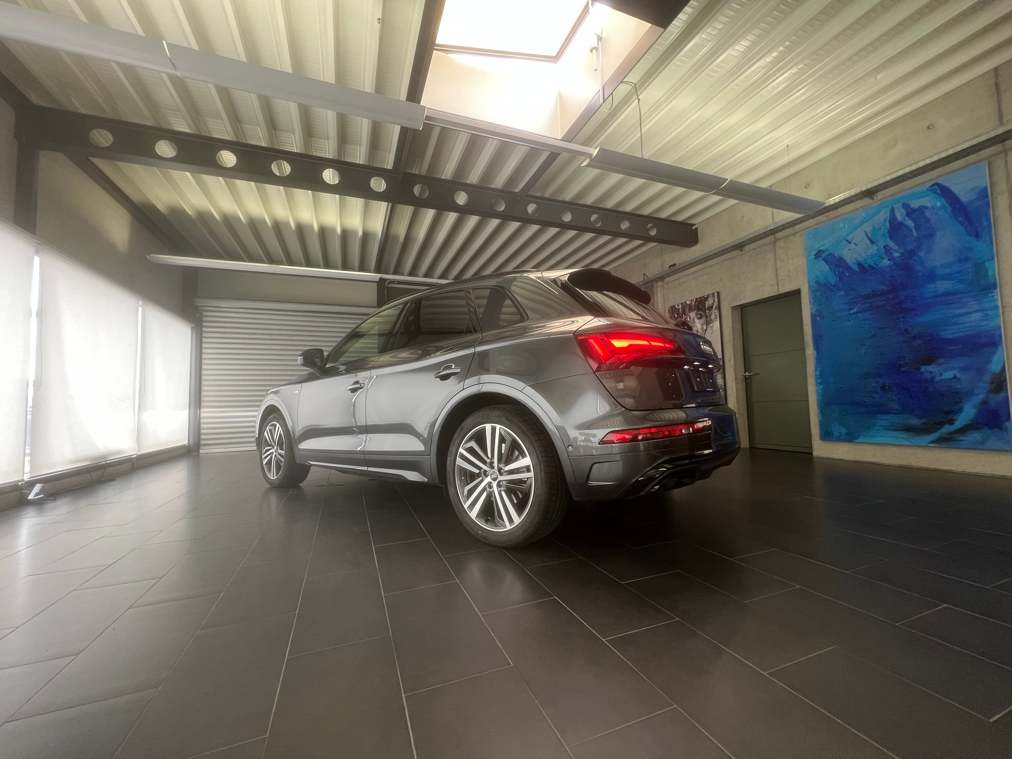 listing desktop thumbnail image 4