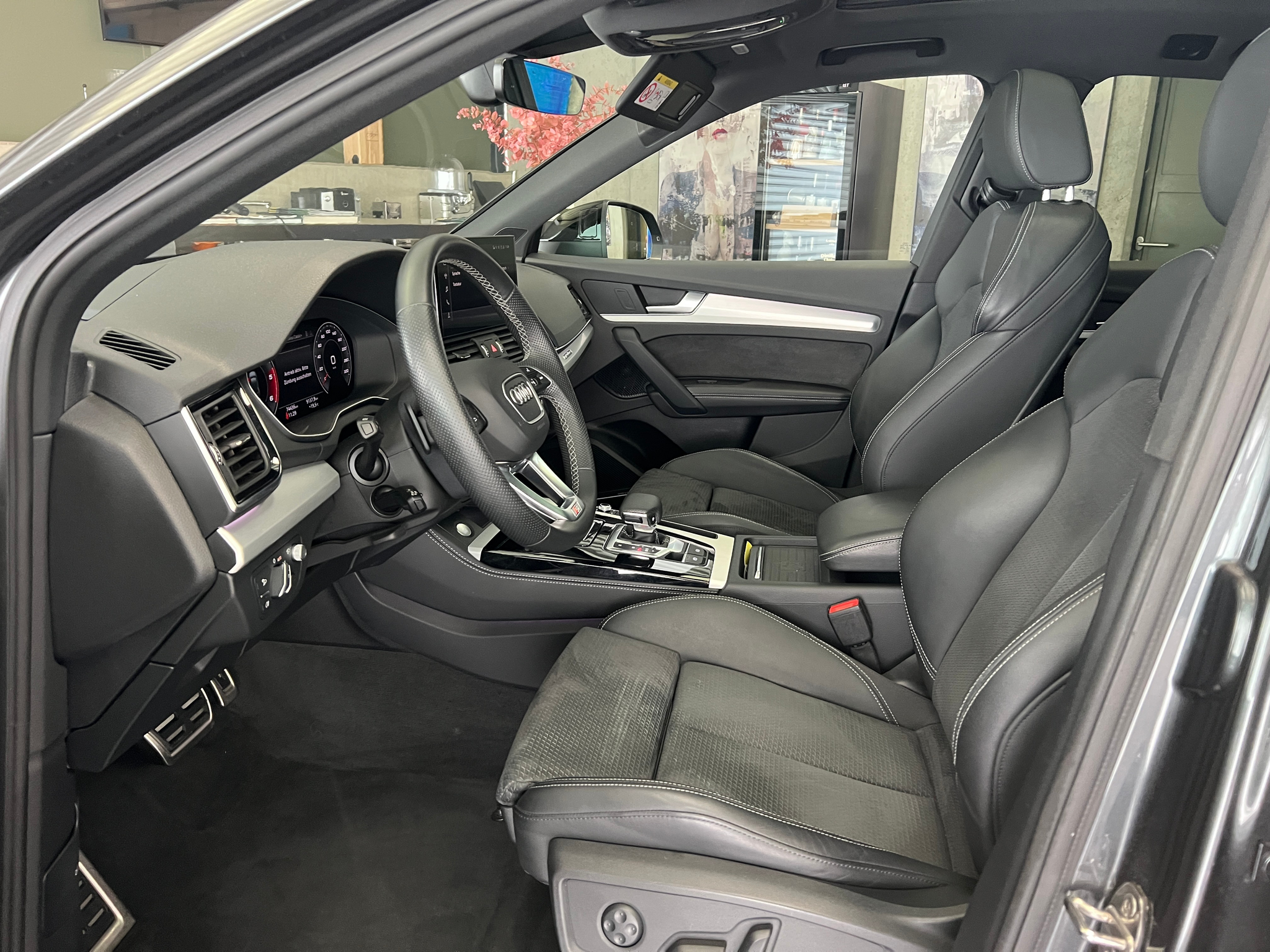 listing desktop thumbnail image 13