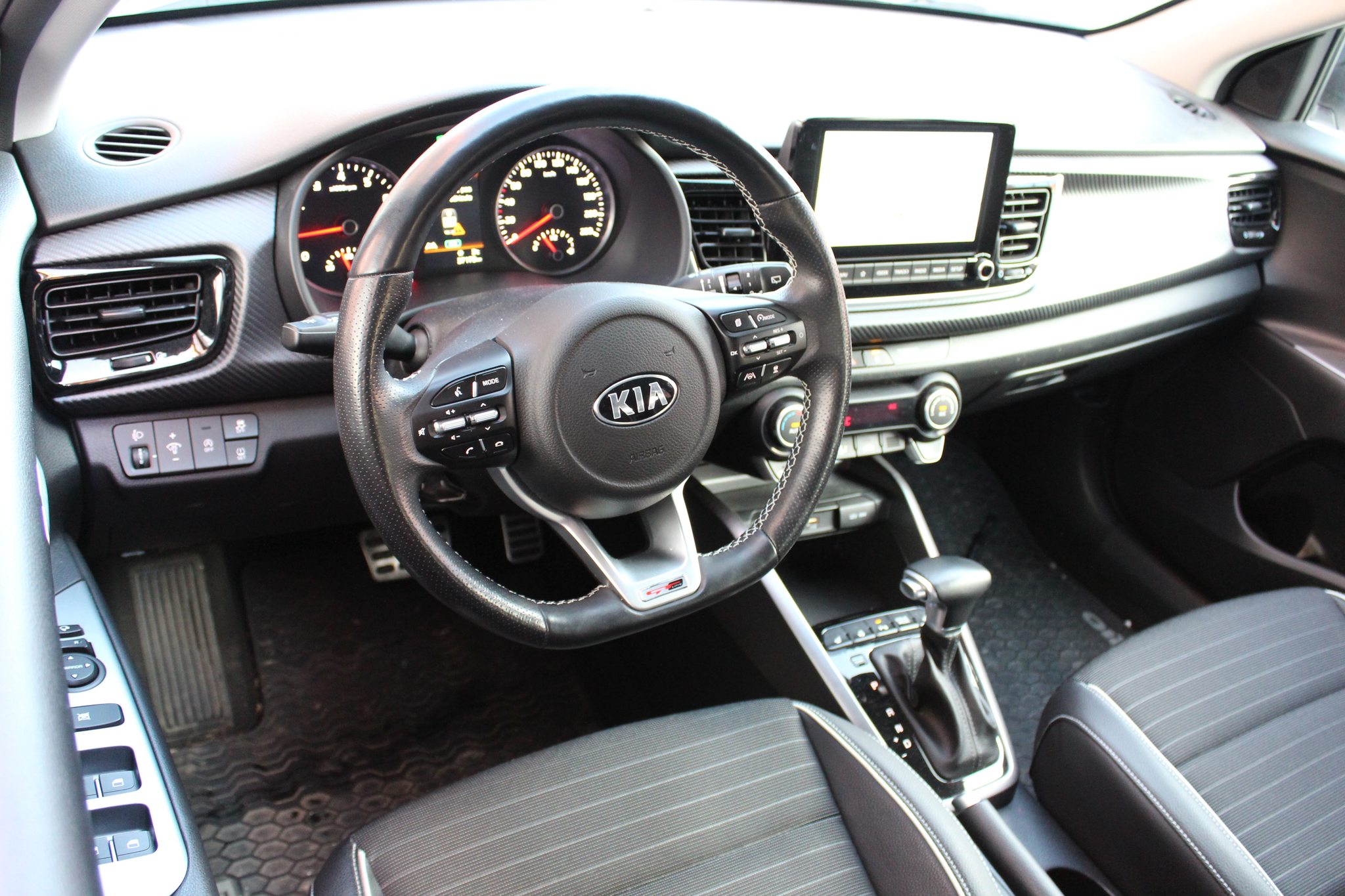 listing desktop thumbnail image 7