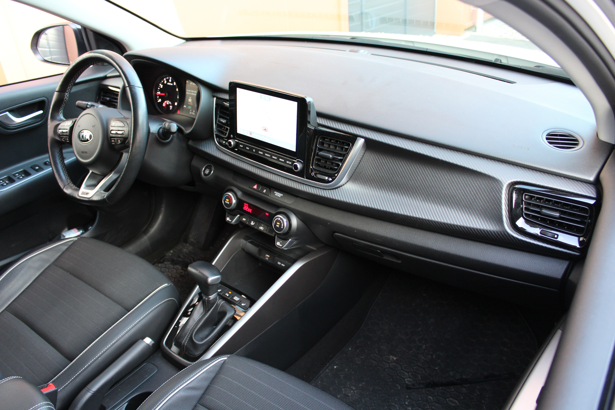 listing desktop thumbnail image 10