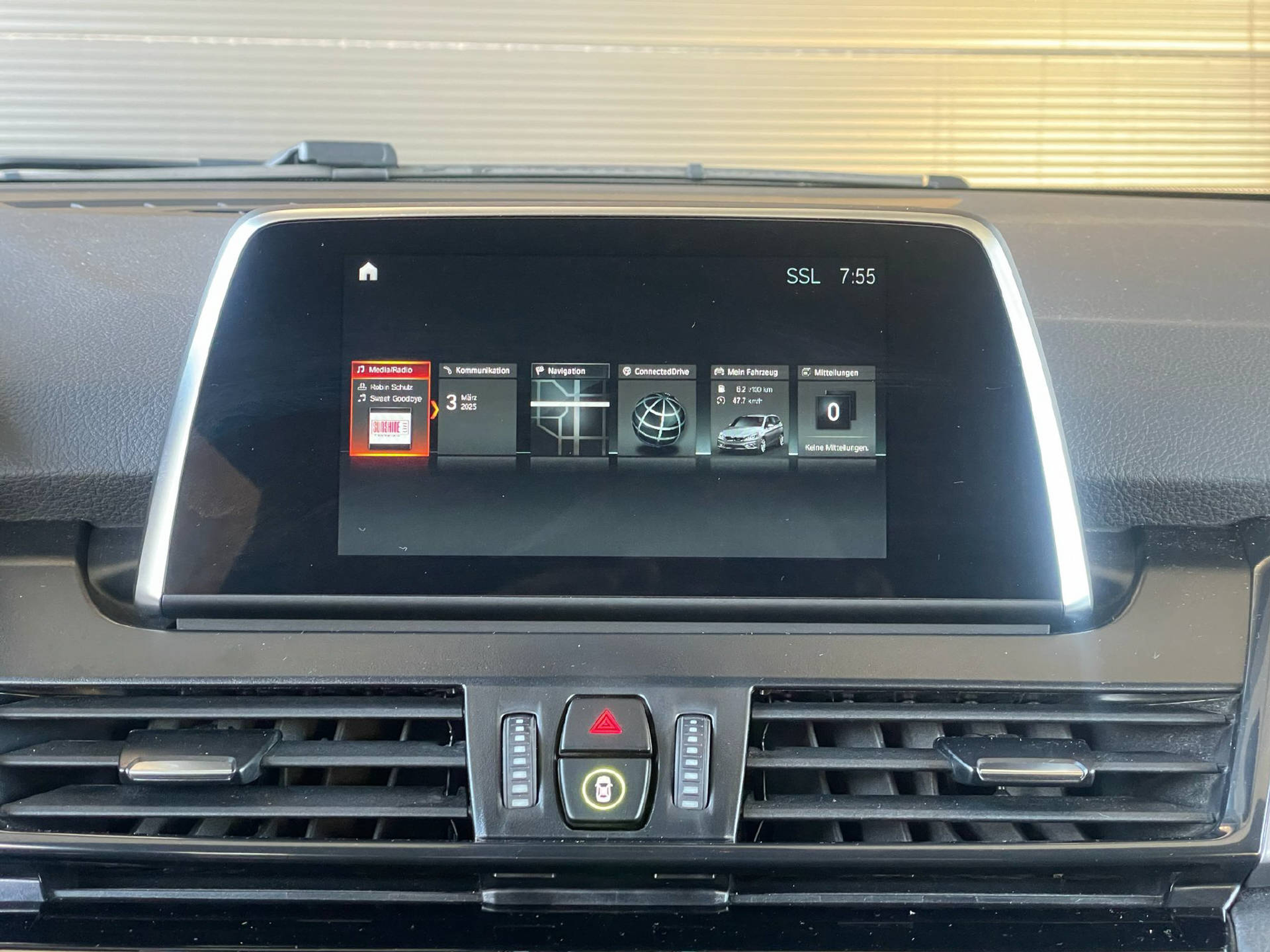 listing desktop thumbnail image 13