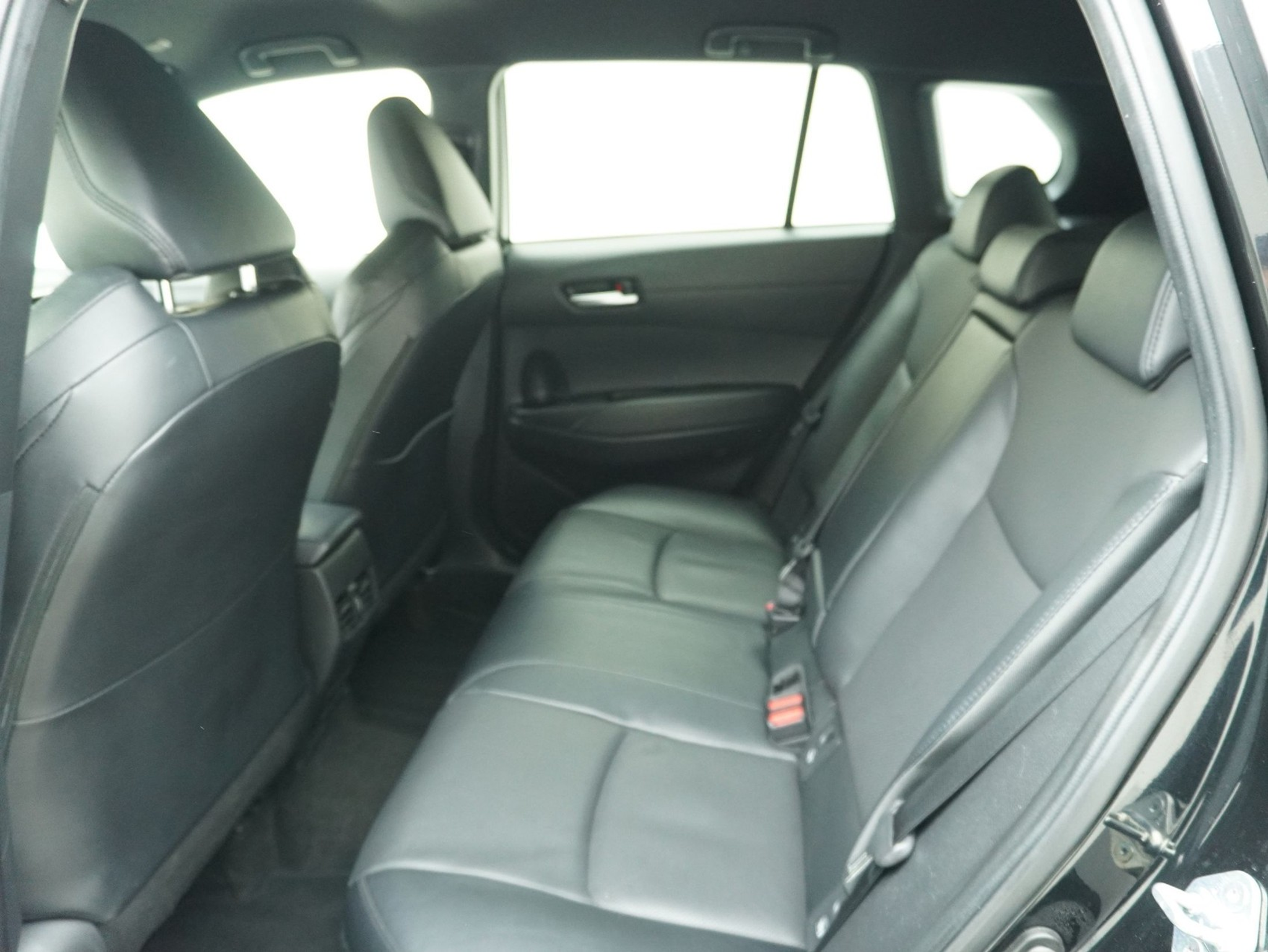 listing desktop thumbnail image 9