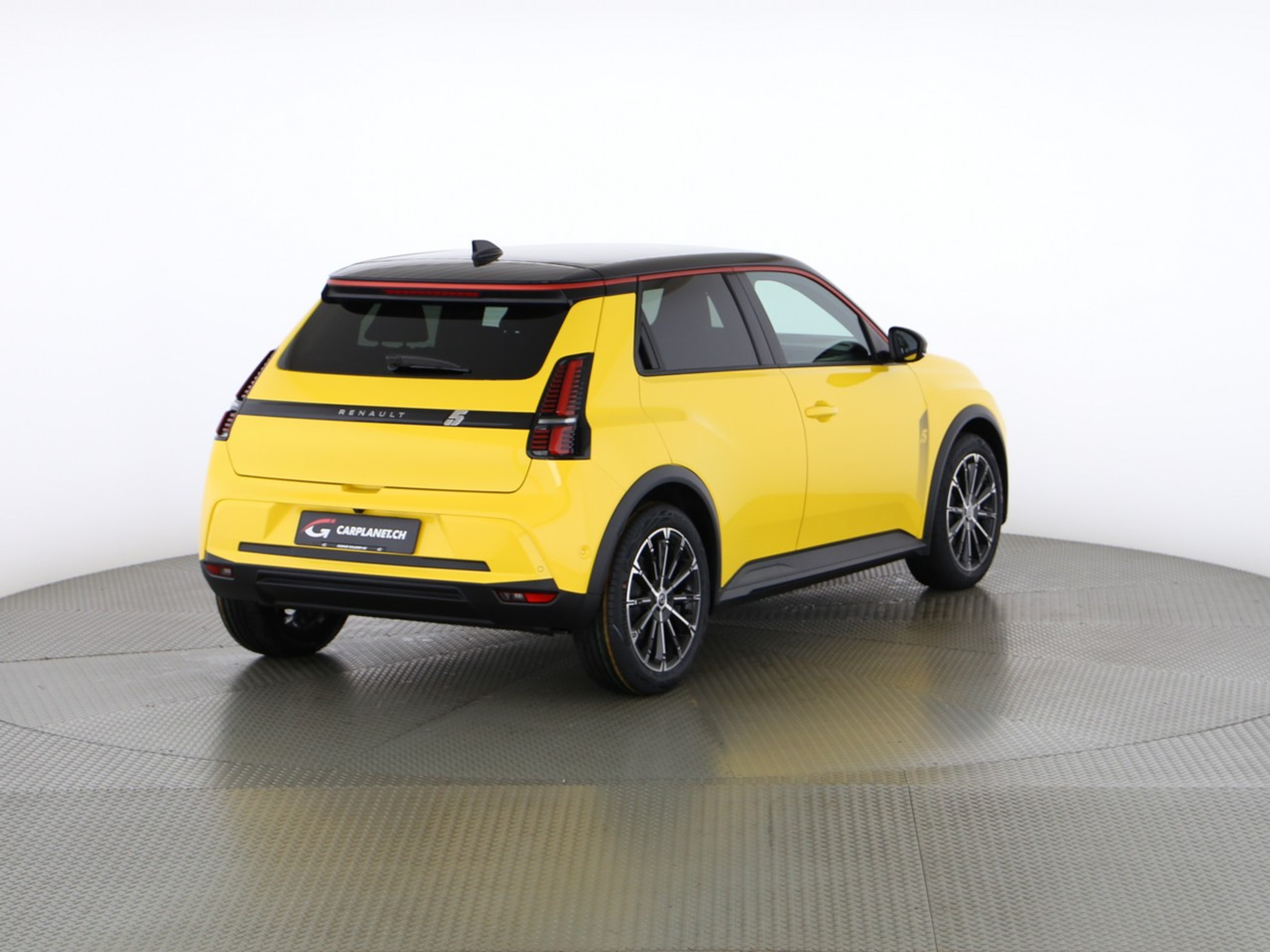 listing desktop thumbnail image 2