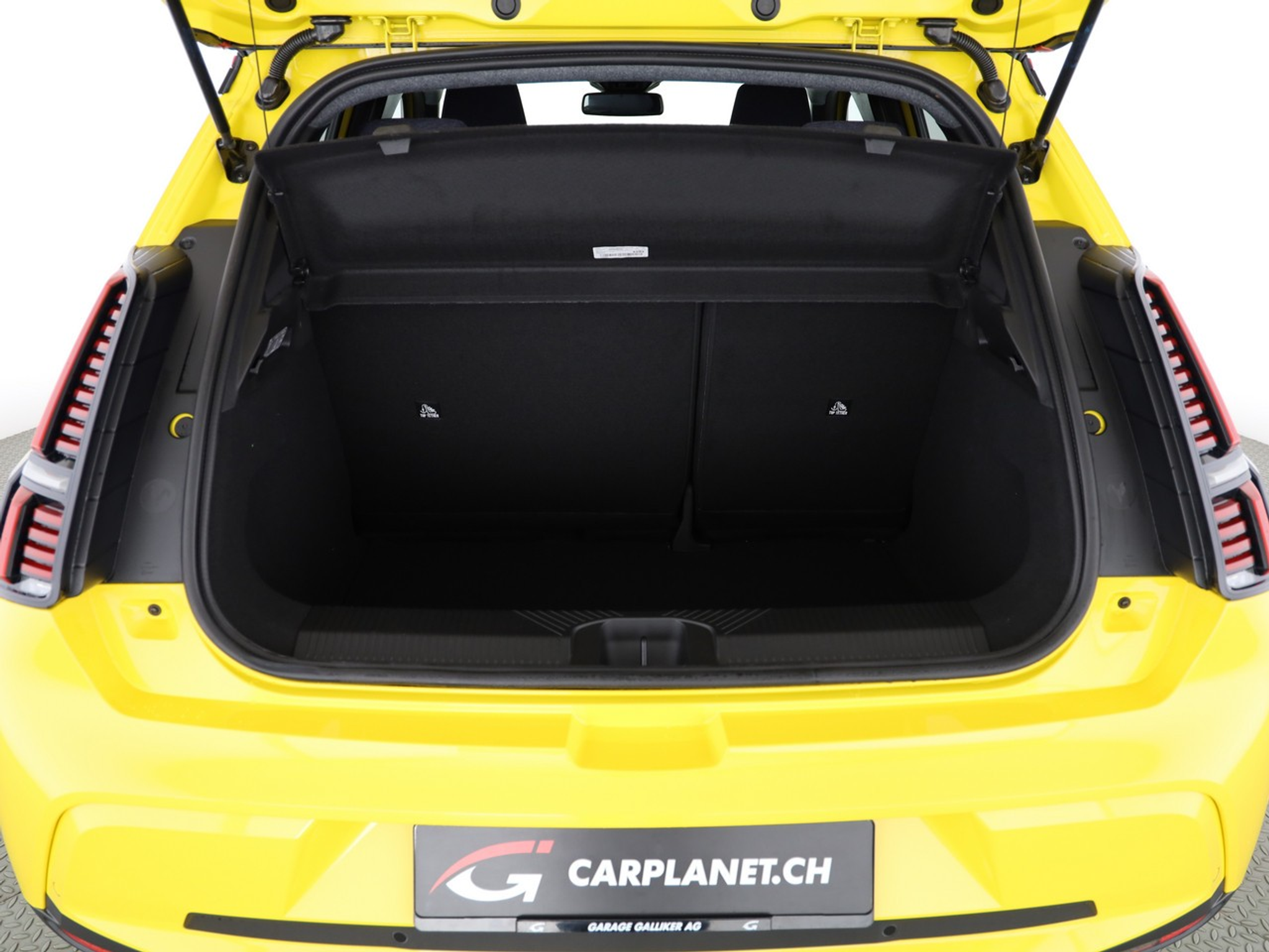 listing desktop thumbnail image 8