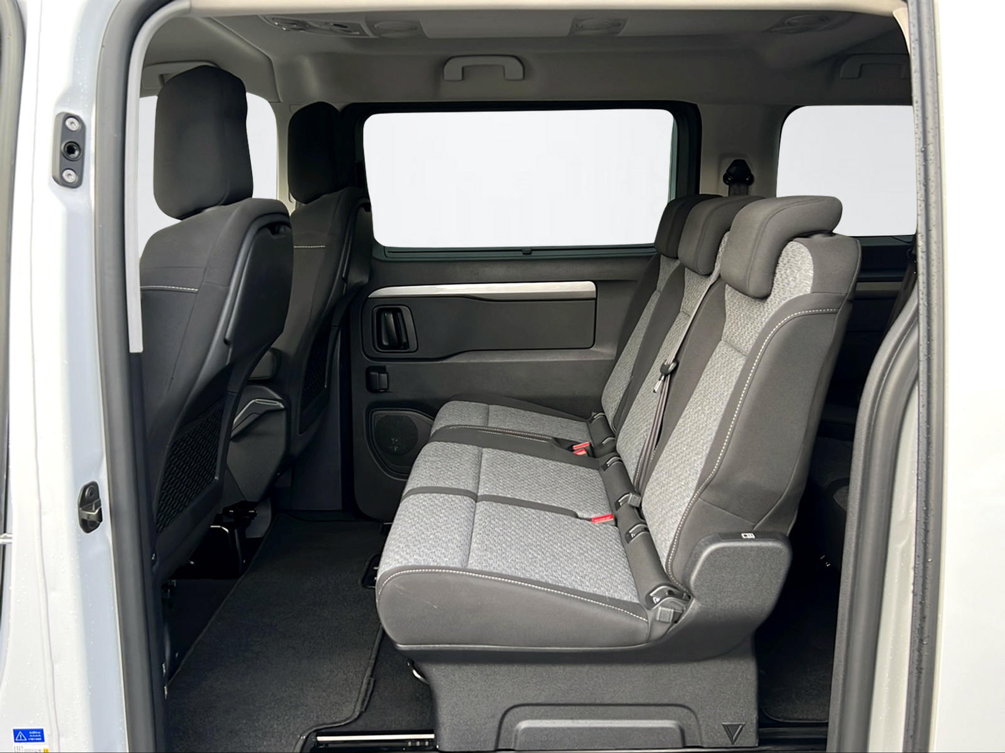 listing desktop thumbnail image 10