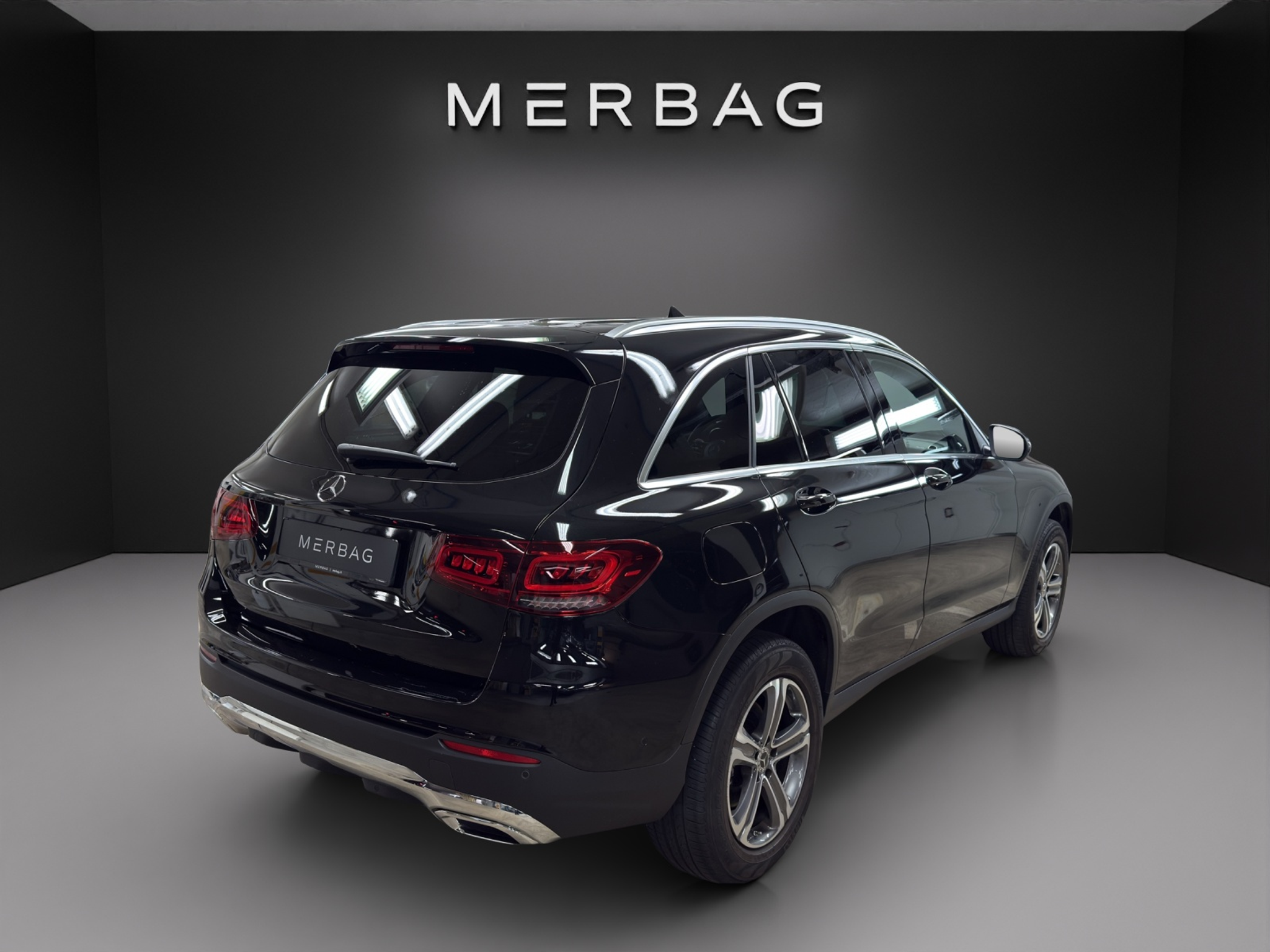 listing desktop thumbnail image 4