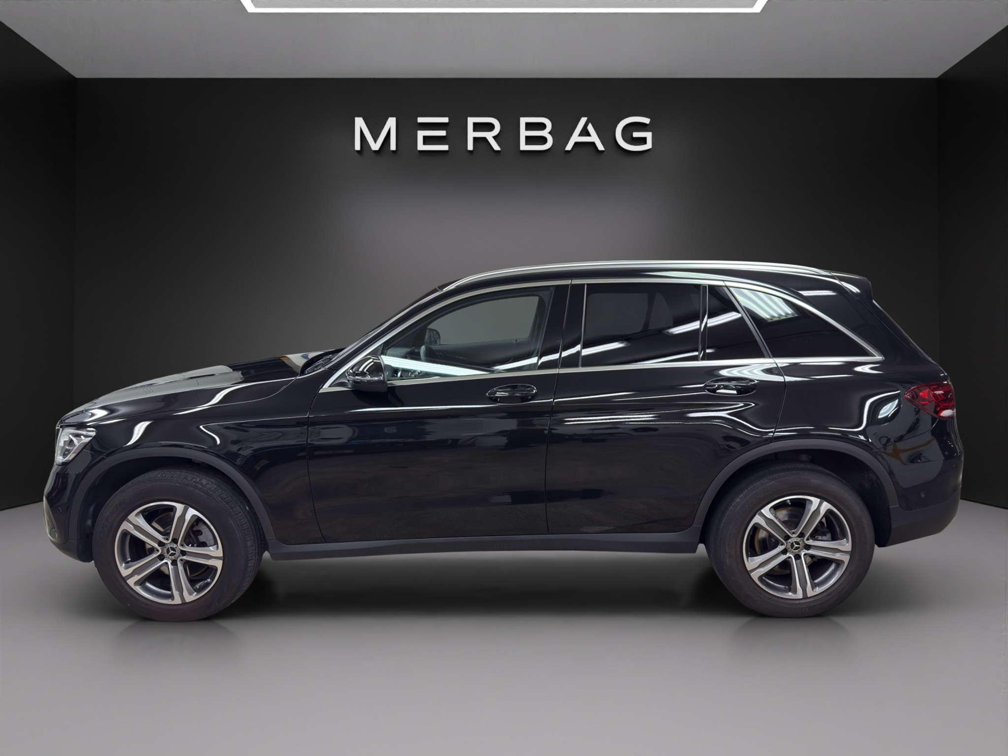 listing desktop thumbnail image 1