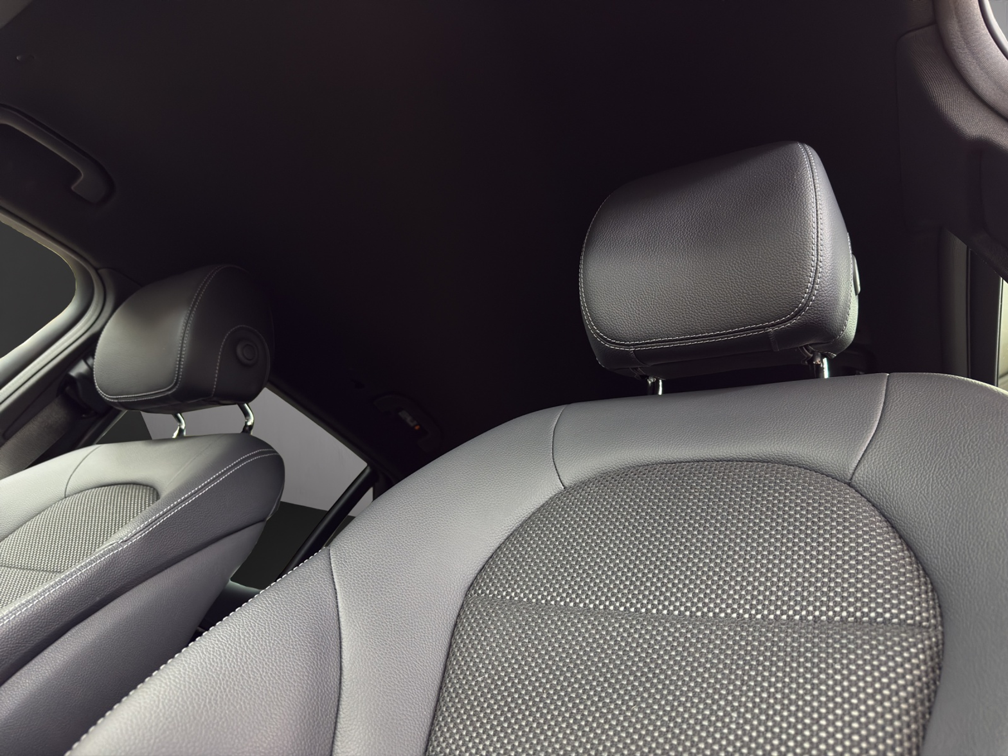 listing desktop thumbnail image 13