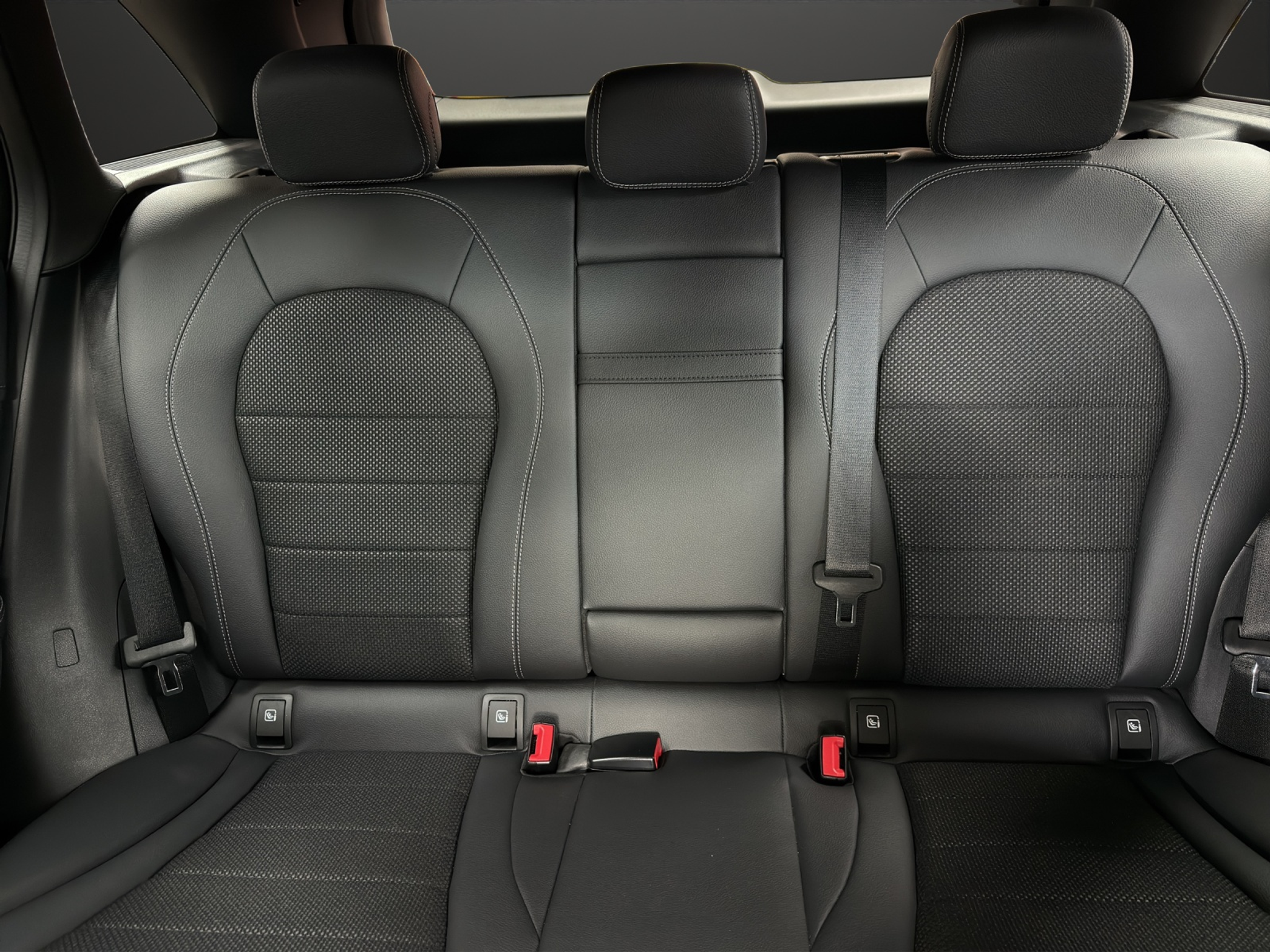 listing desktop thumbnail image 14