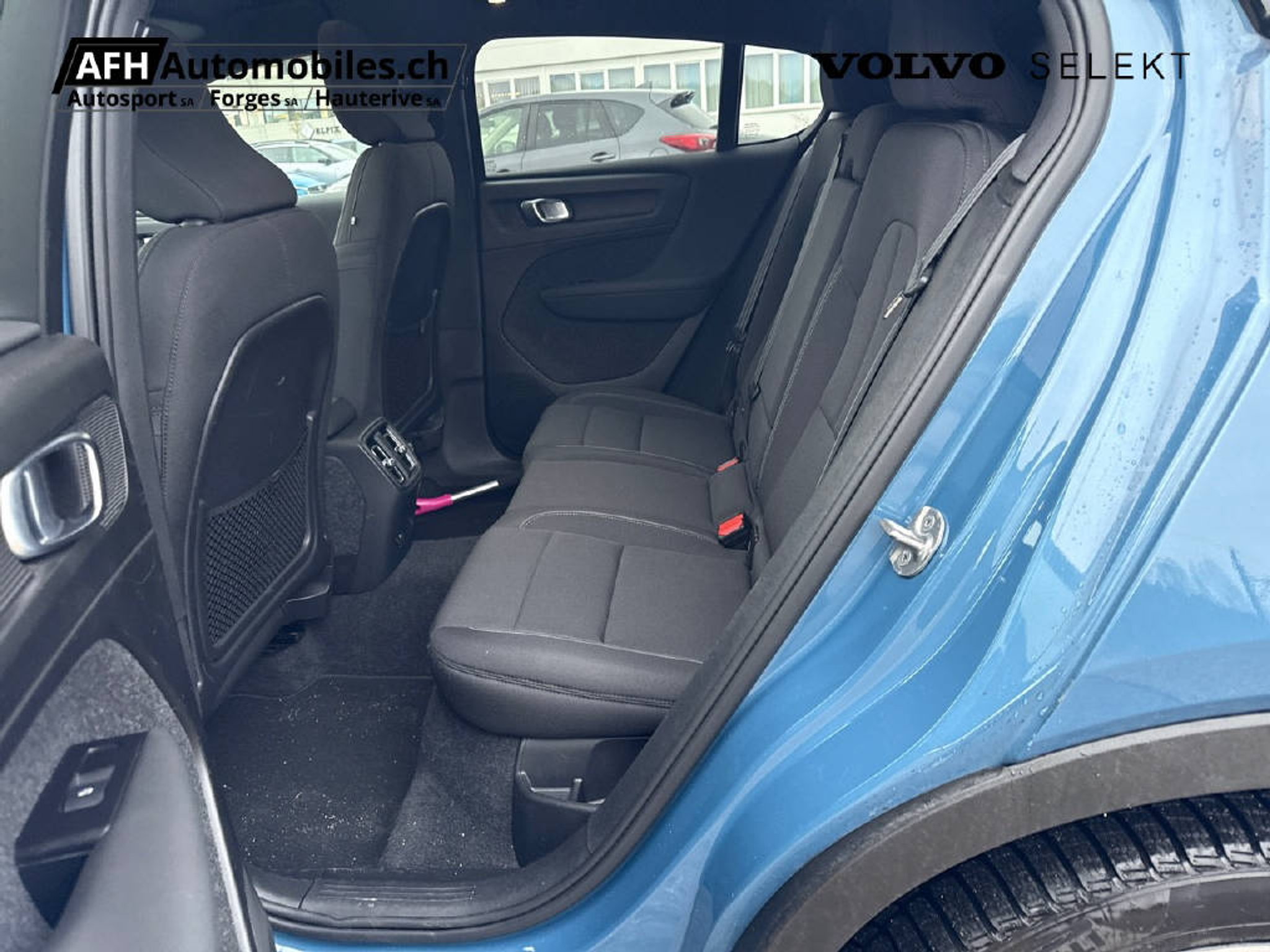 listing desktop thumbnail image 14