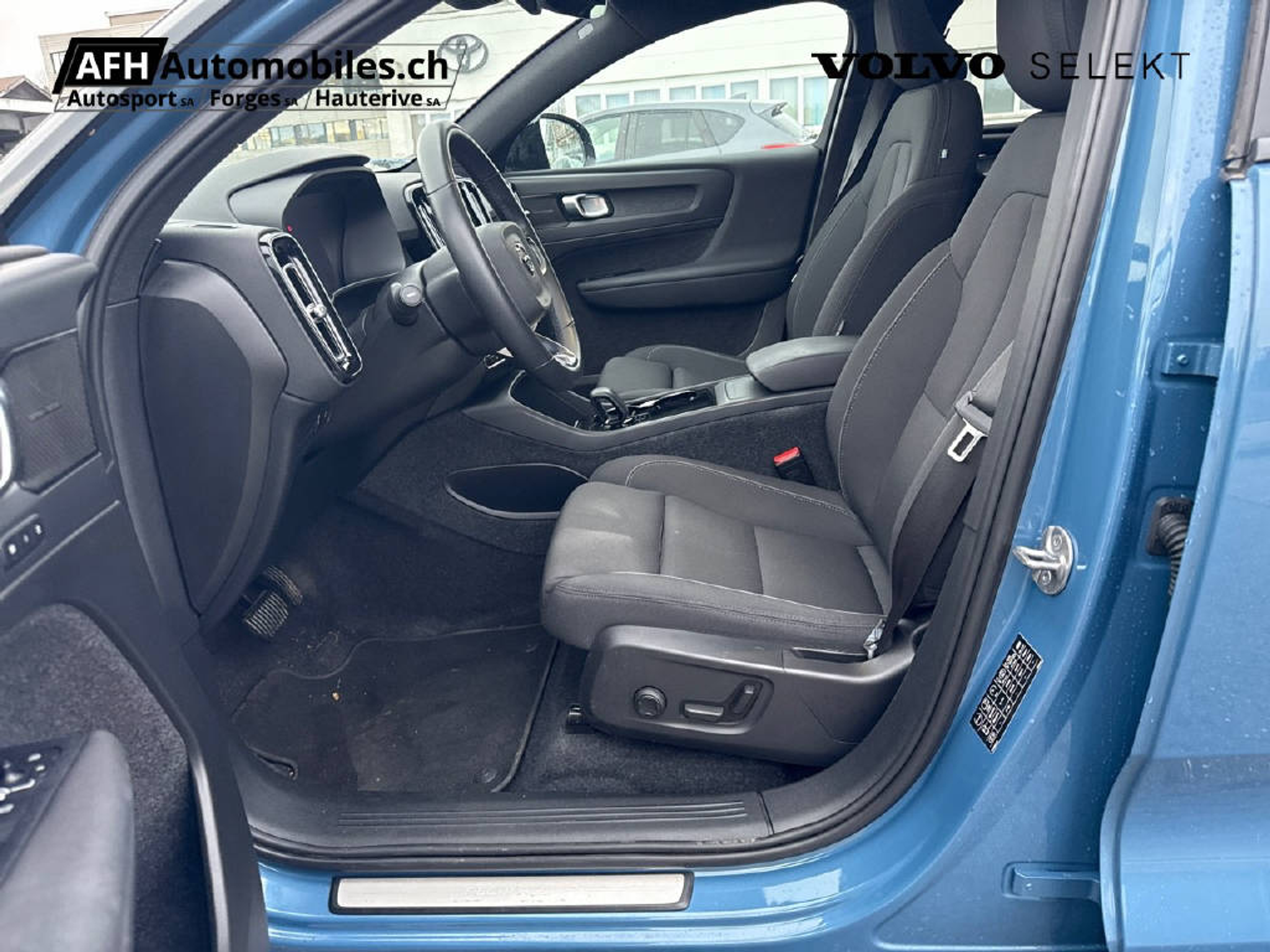 listing desktop thumbnail image 17