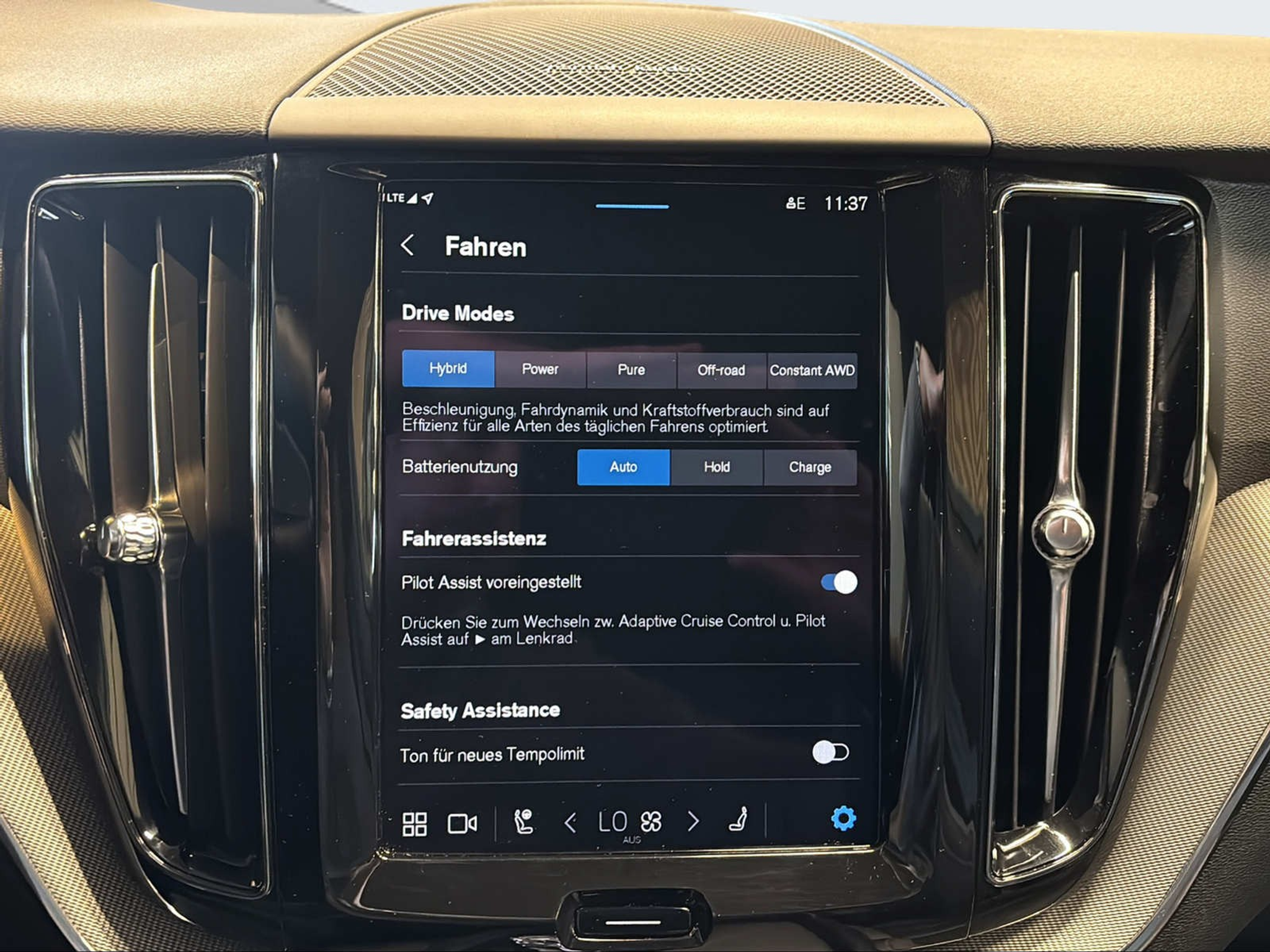 listing desktop thumbnail image 14