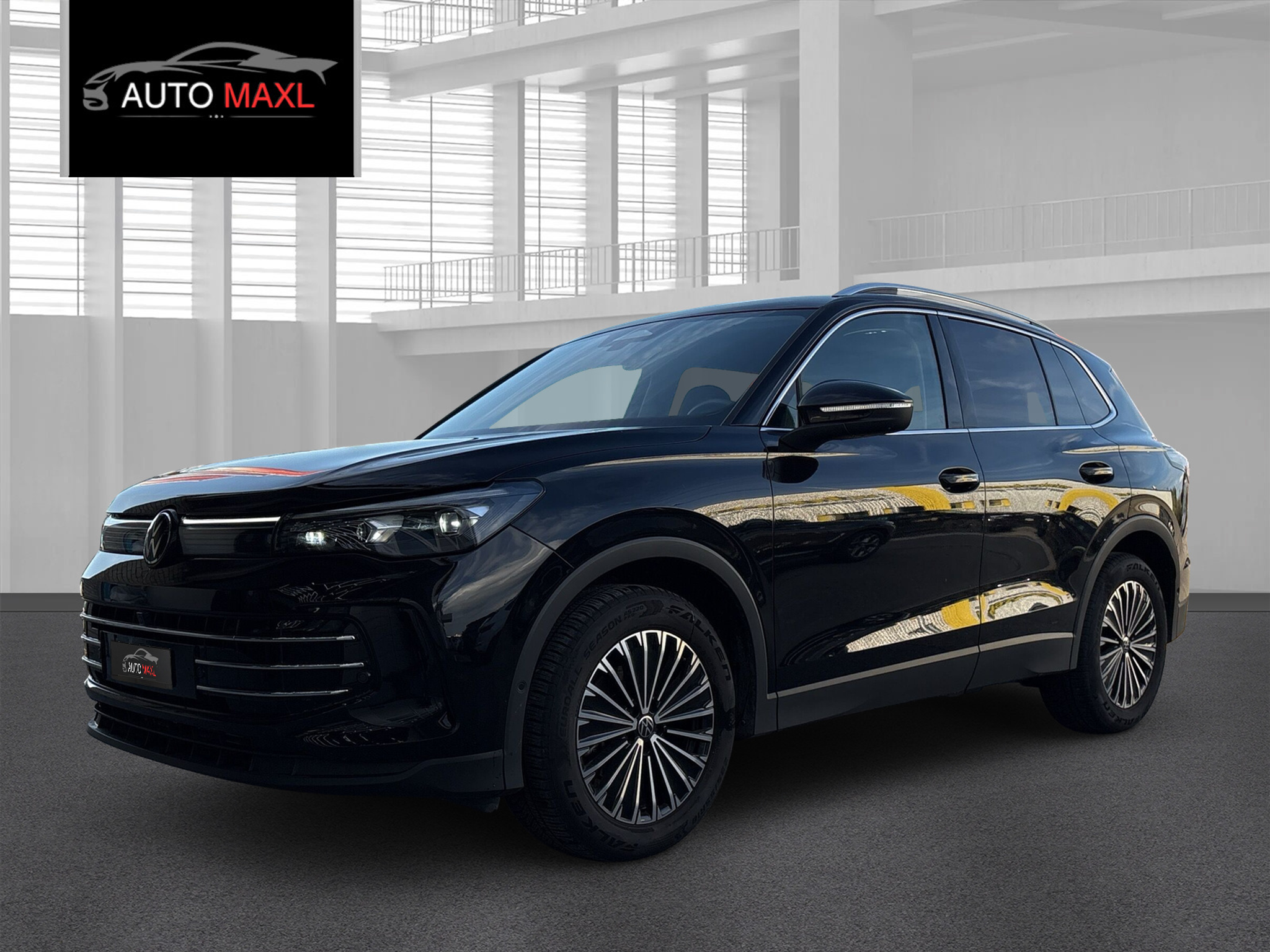 listing desktop thumbnail image 1