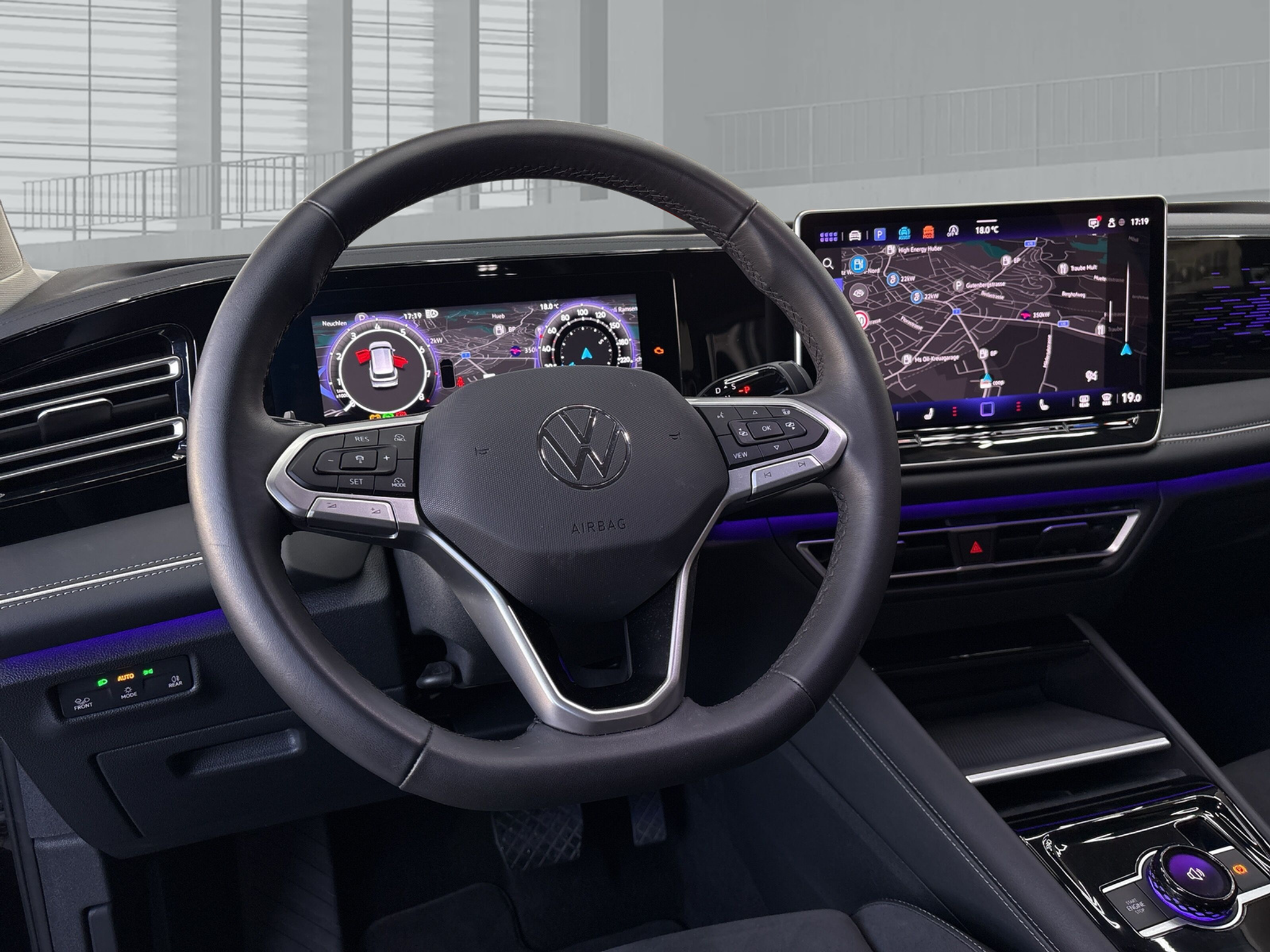 listing desktop thumbnail image 18