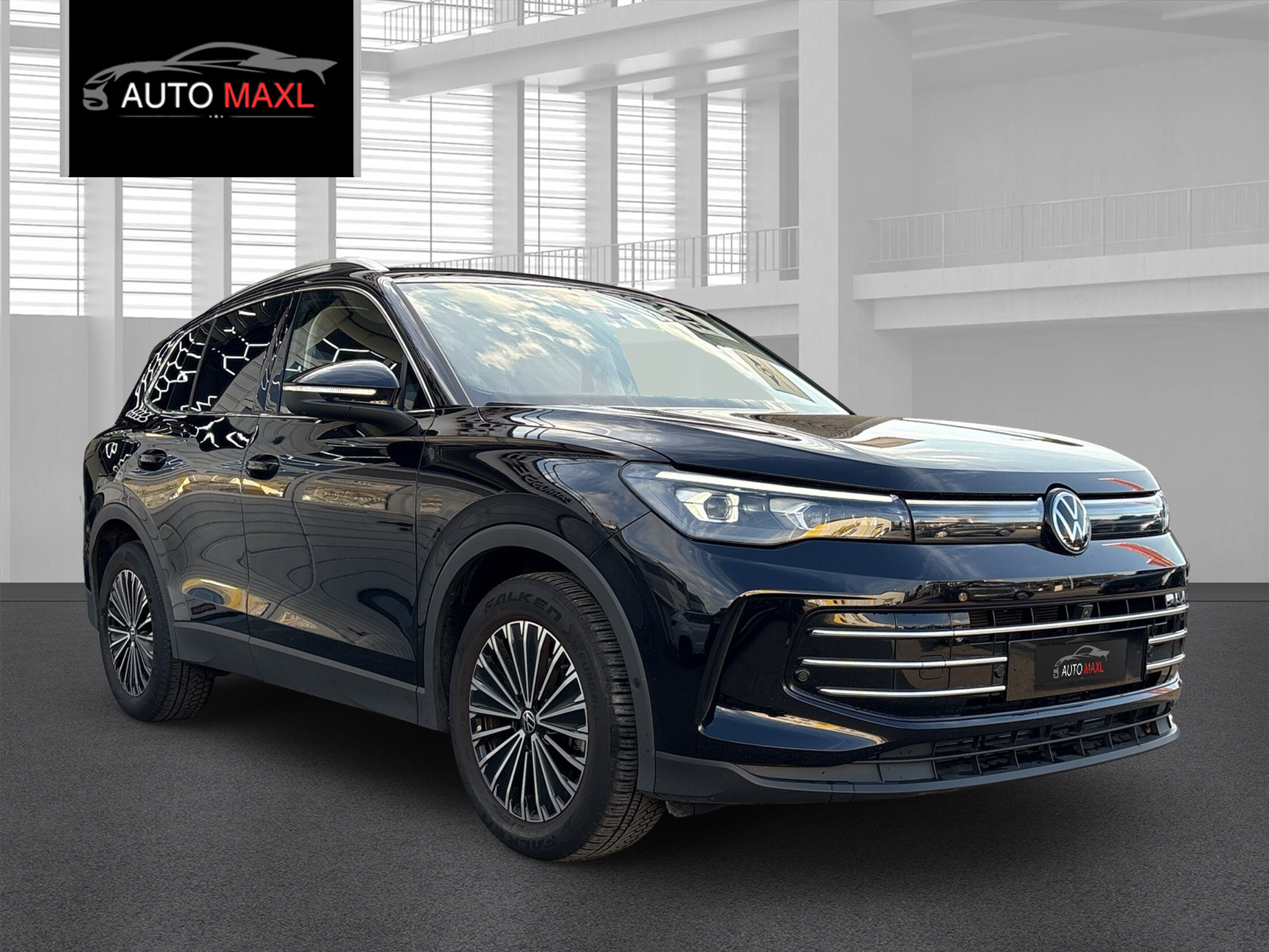 listing desktop thumbnail image 0