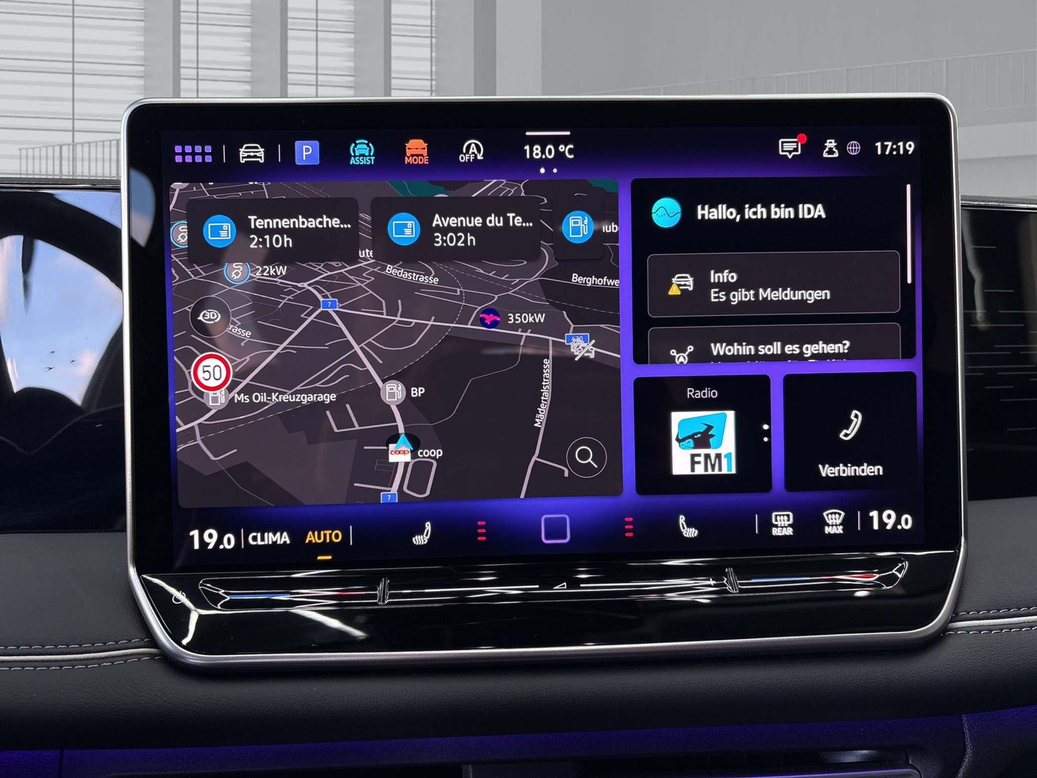 listing desktop thumbnail image 16