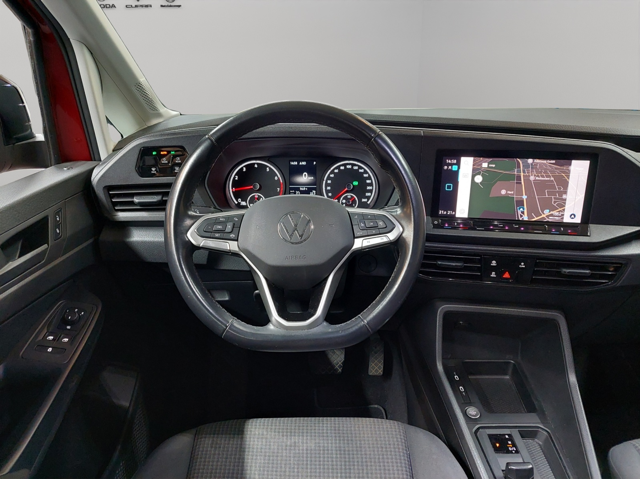 listing desktop thumbnail image 6