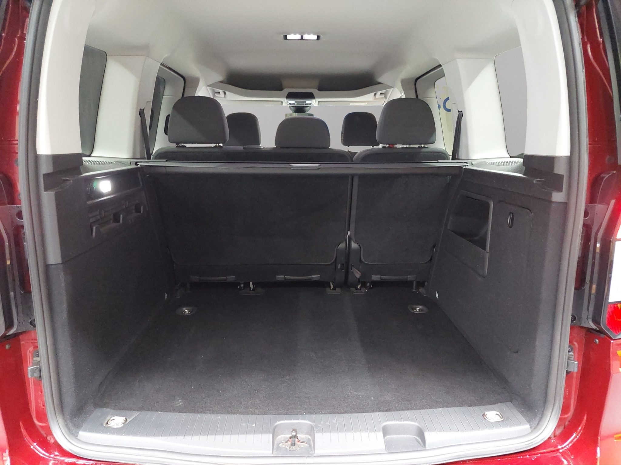 listing desktop thumbnail image 10