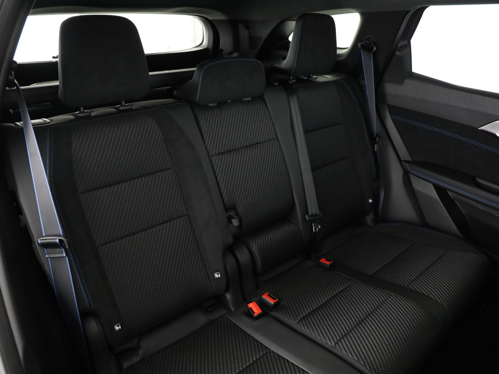 listing desktop thumbnail image 7