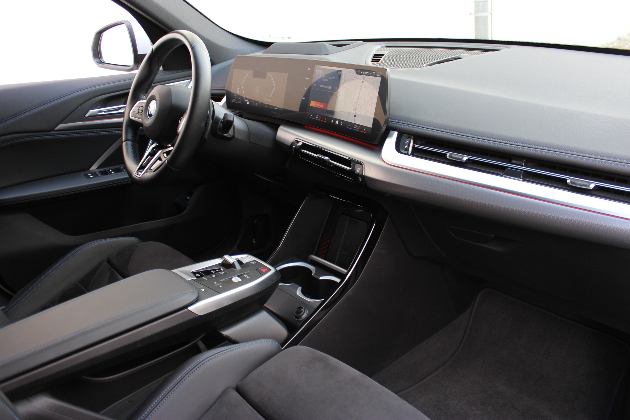 listing desktop thumbnail image 13