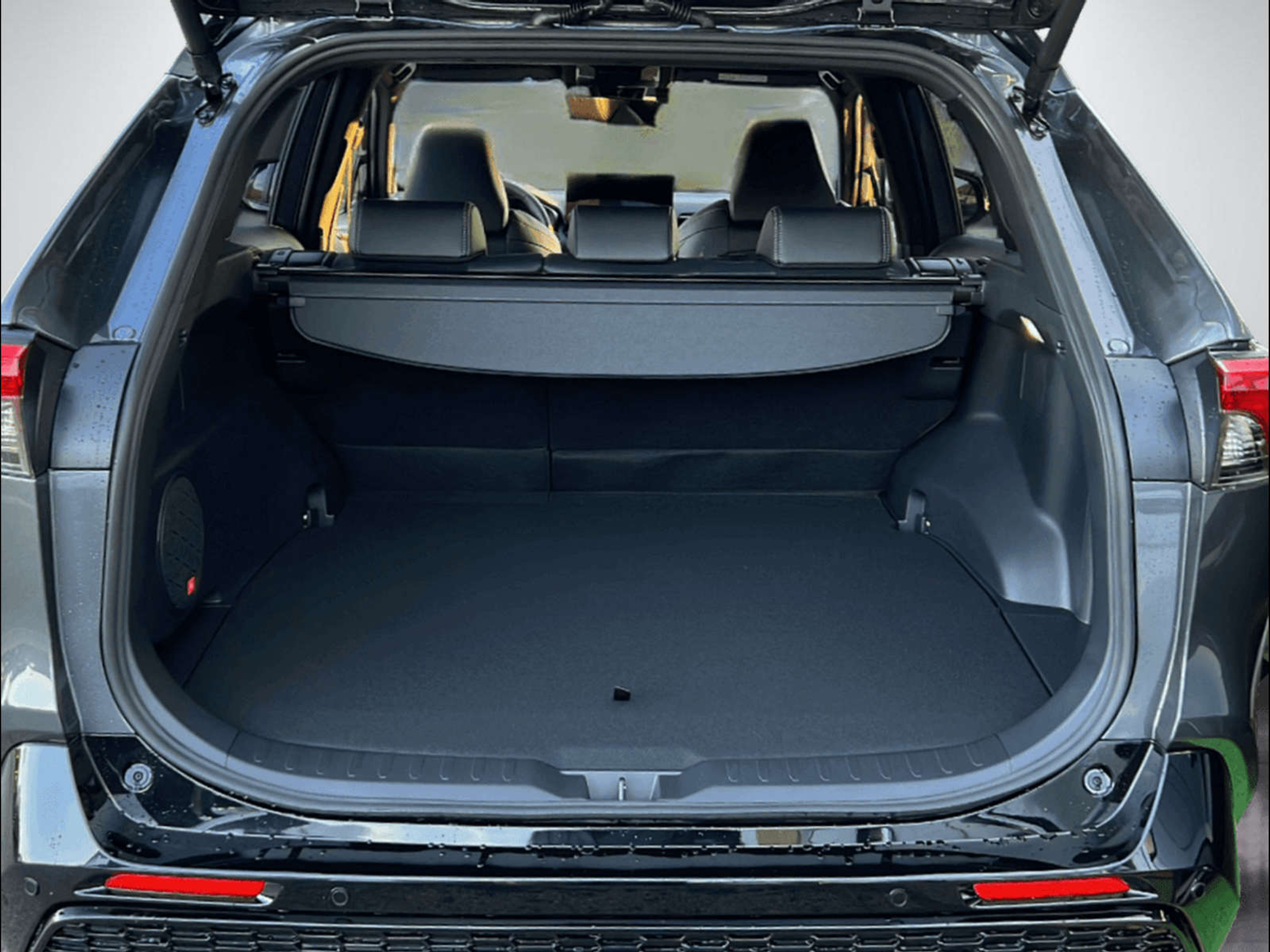 listing desktop thumbnail image 5