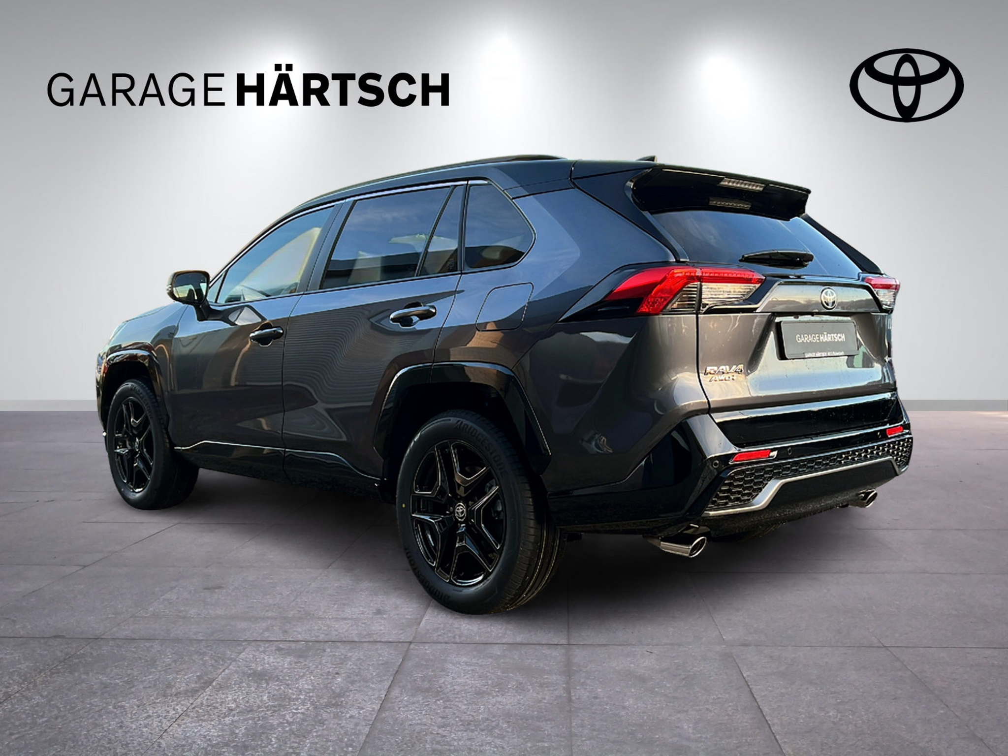 listing desktop thumbnail image 3