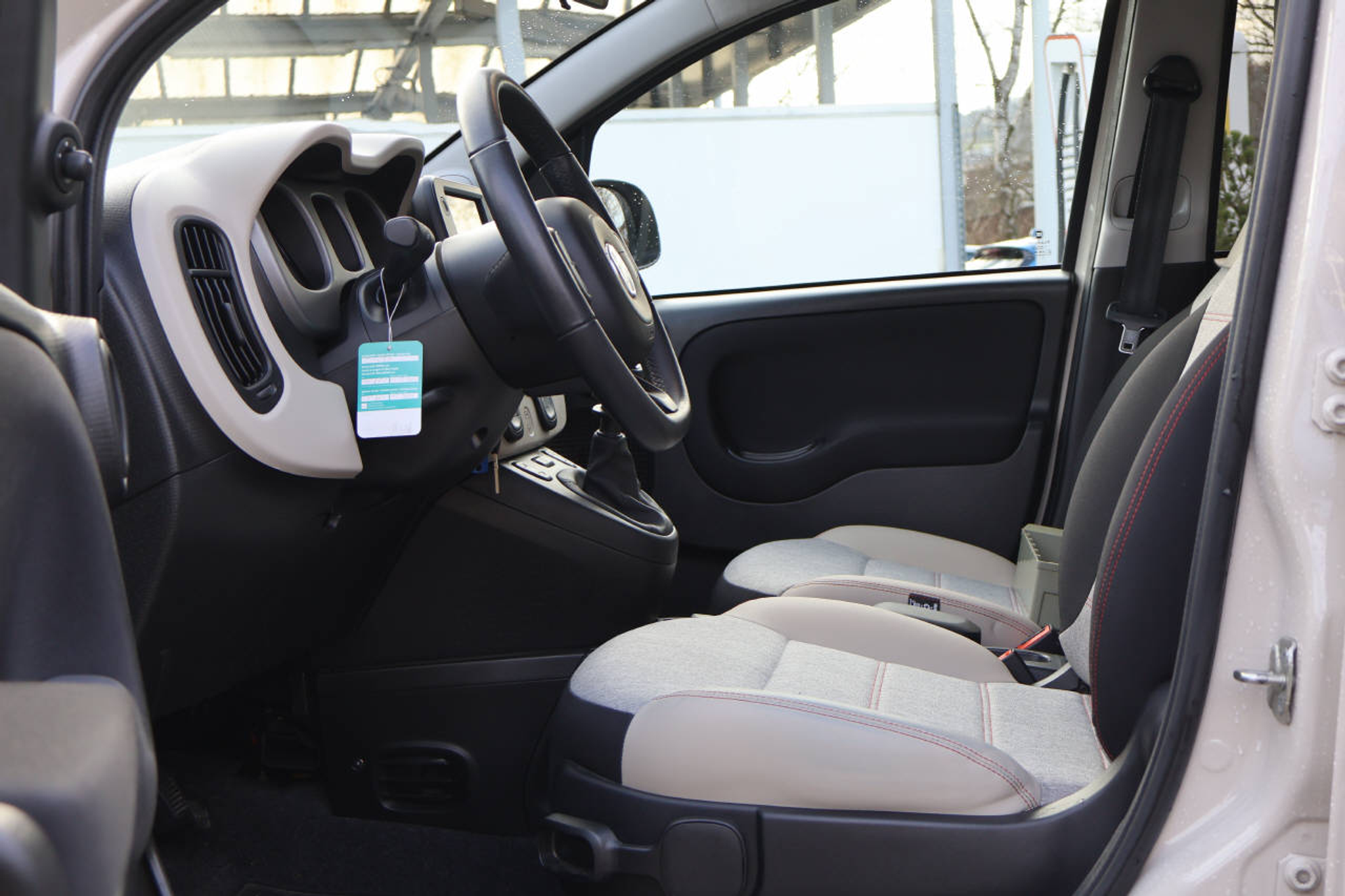 listing desktop thumbnail image 9