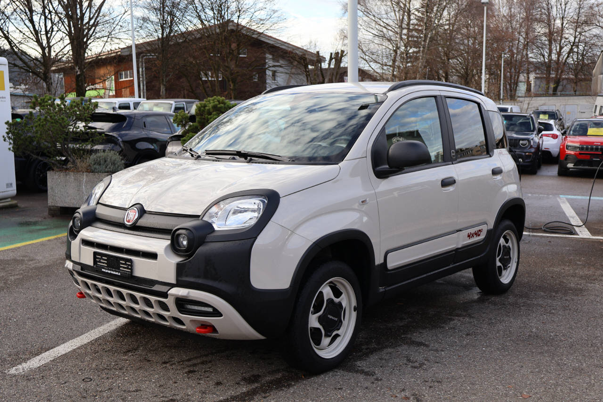 listing desktop thumbnail image 6