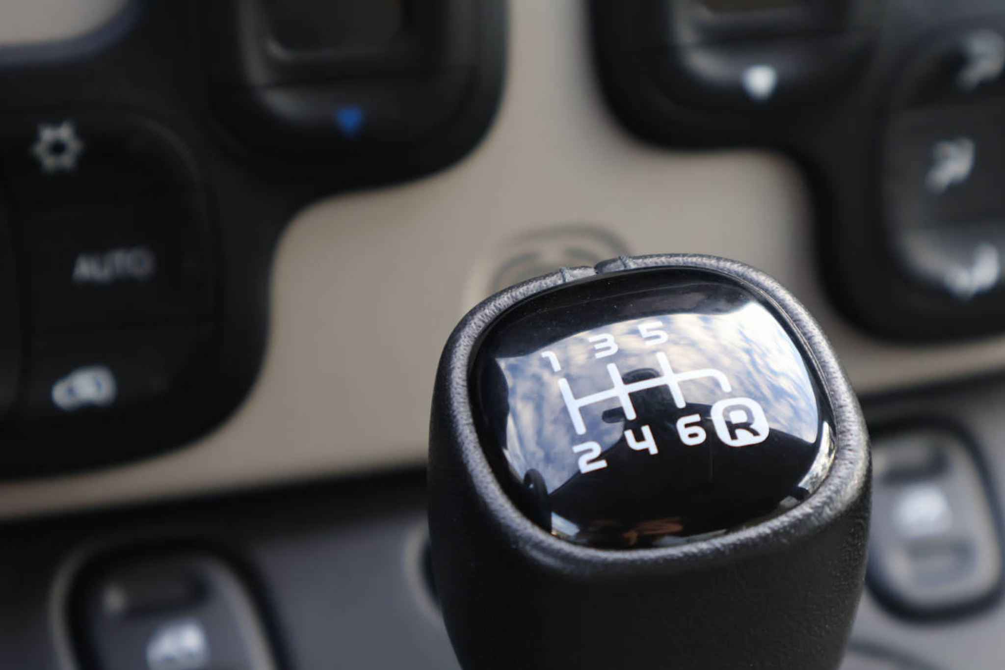 listing desktop thumbnail image 12