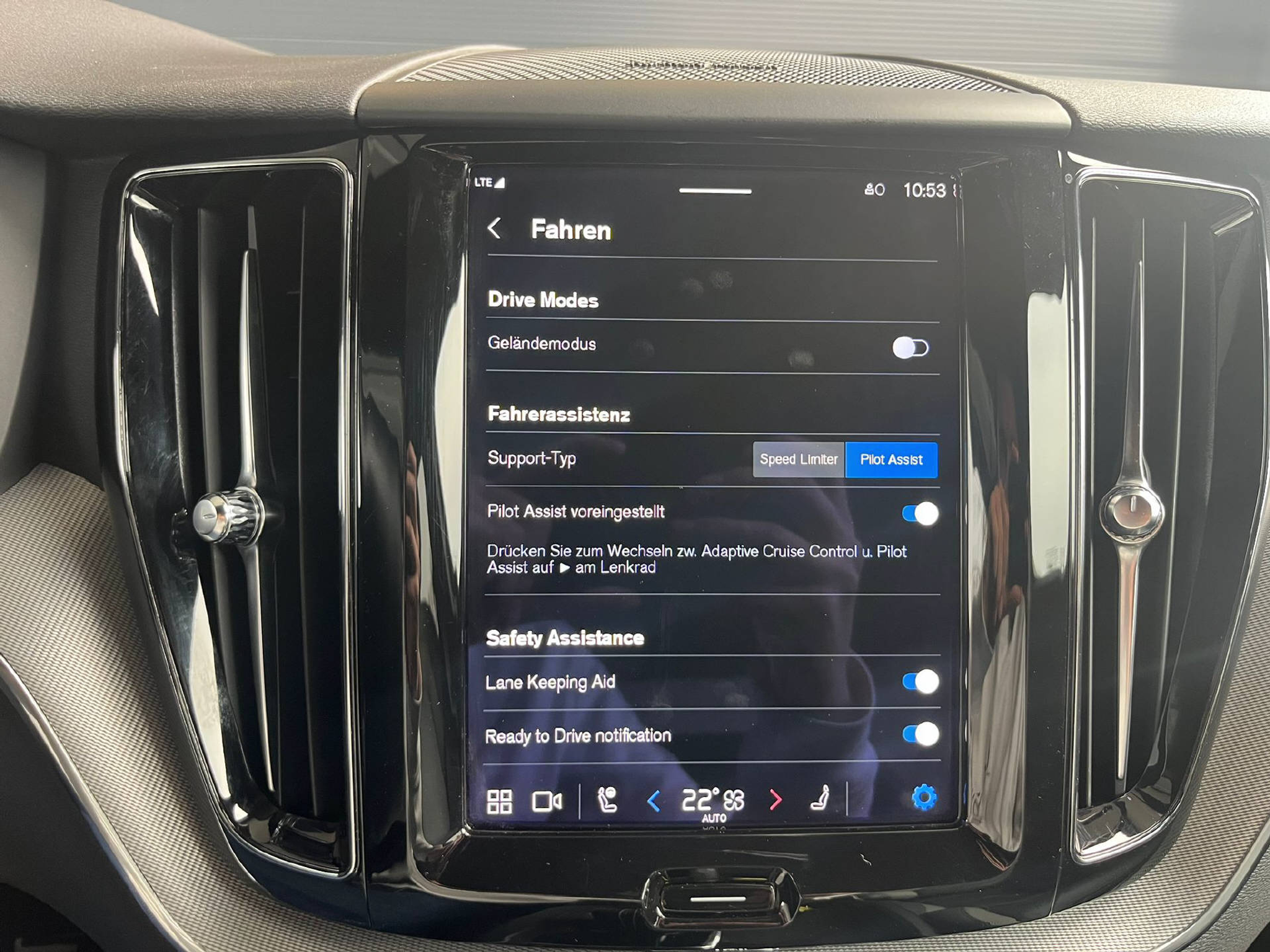 listing desktop thumbnail image 11