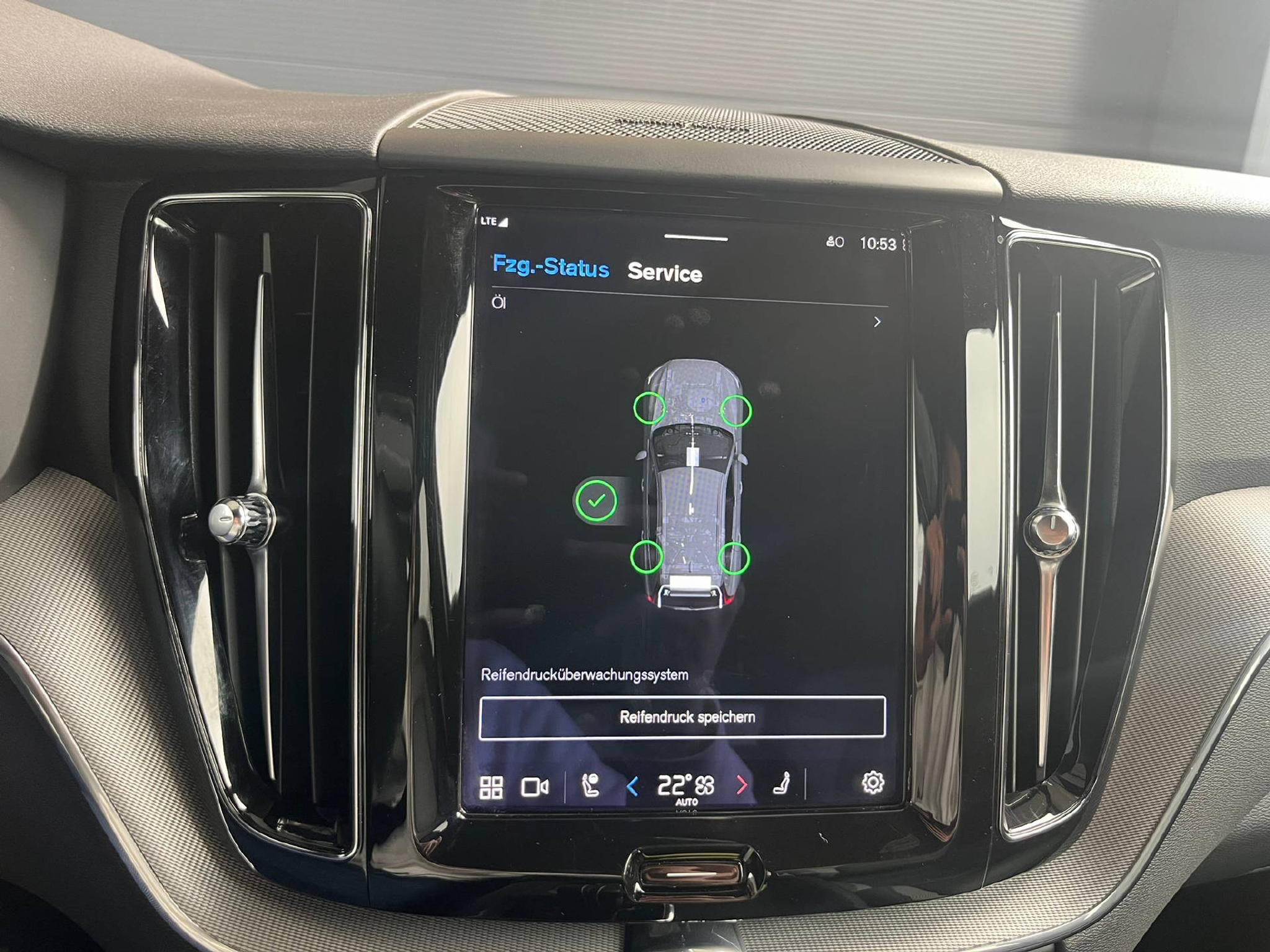 listing desktop thumbnail image 15