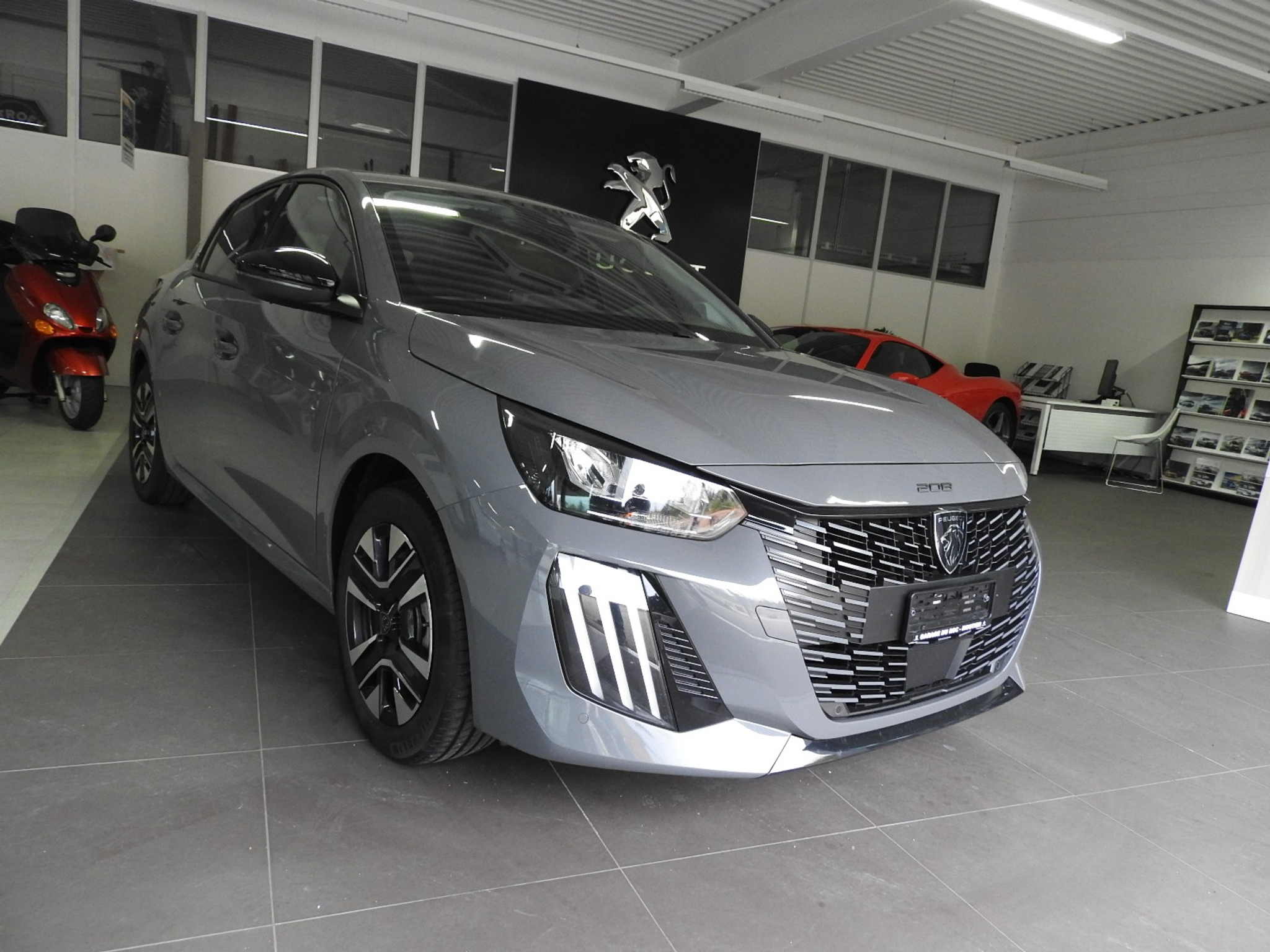 listing desktop thumbnail image 1