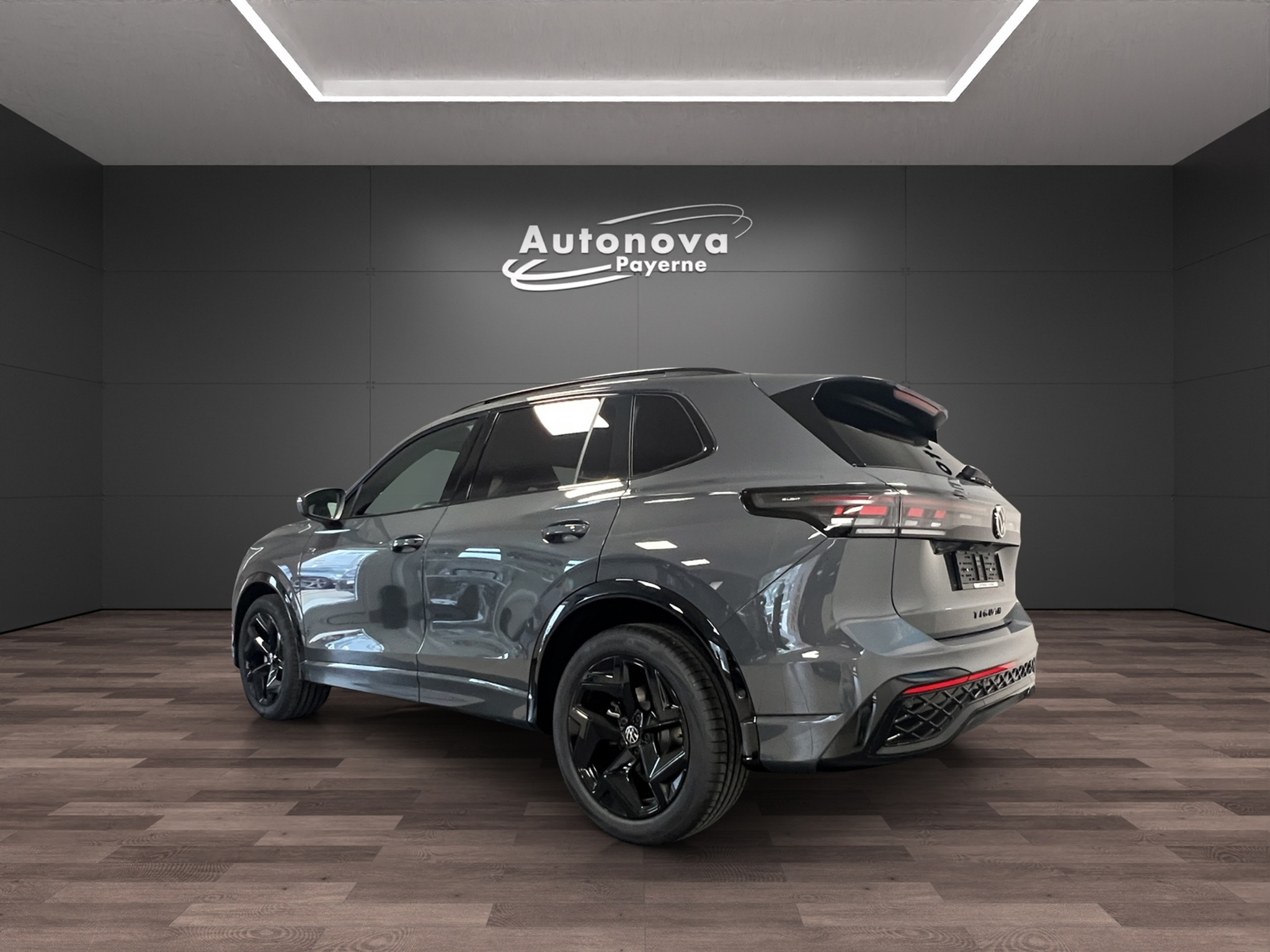 listing desktop thumbnail image 3