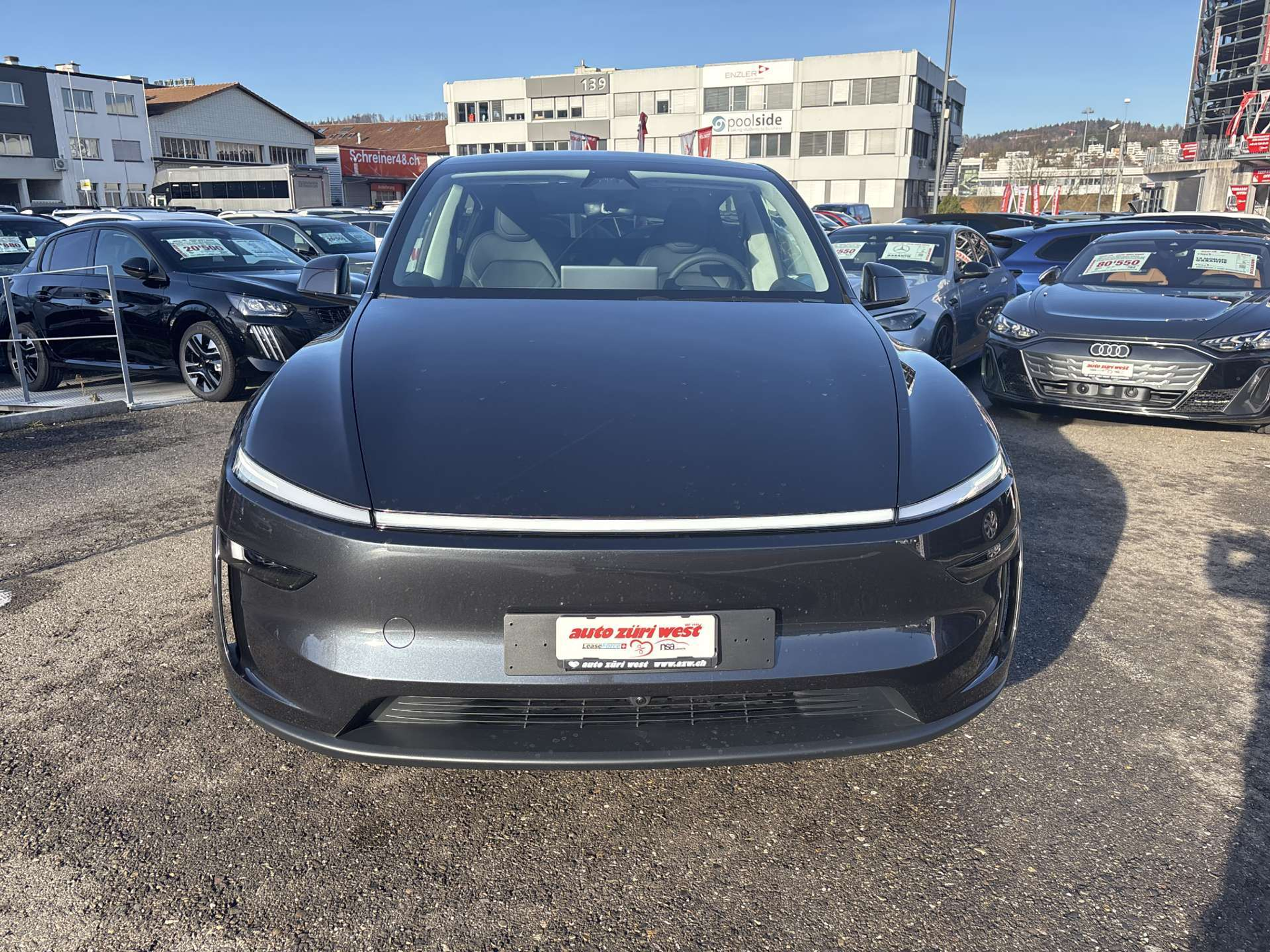 listing desktop thumbnail image 13