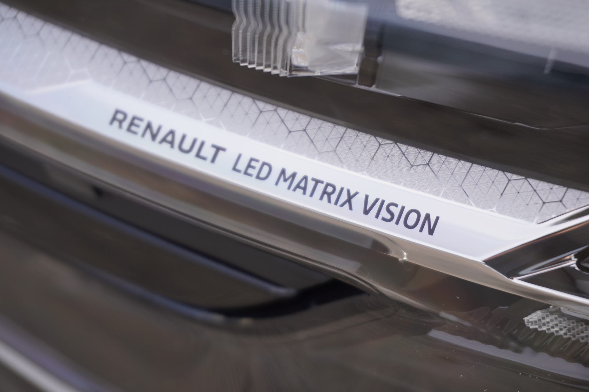 listing desktop thumbnail image 31