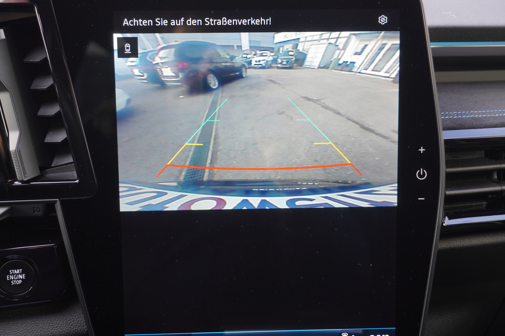 listing desktop thumbnail image 16